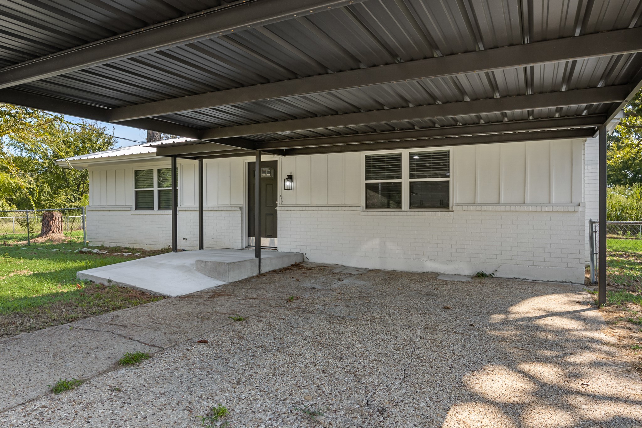 107 E Bayside Drive Mabank TX 75156