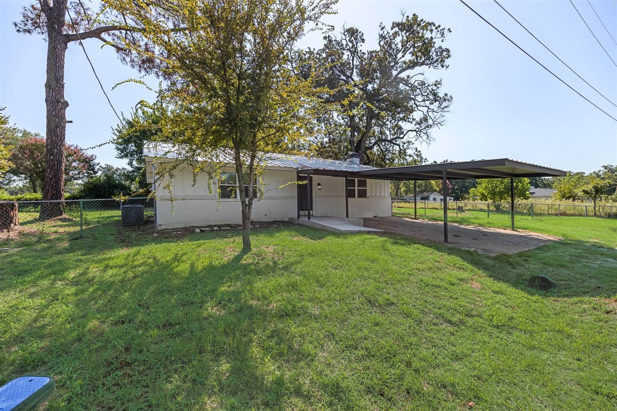 107 E Bayside Drive Mabank TX 75156