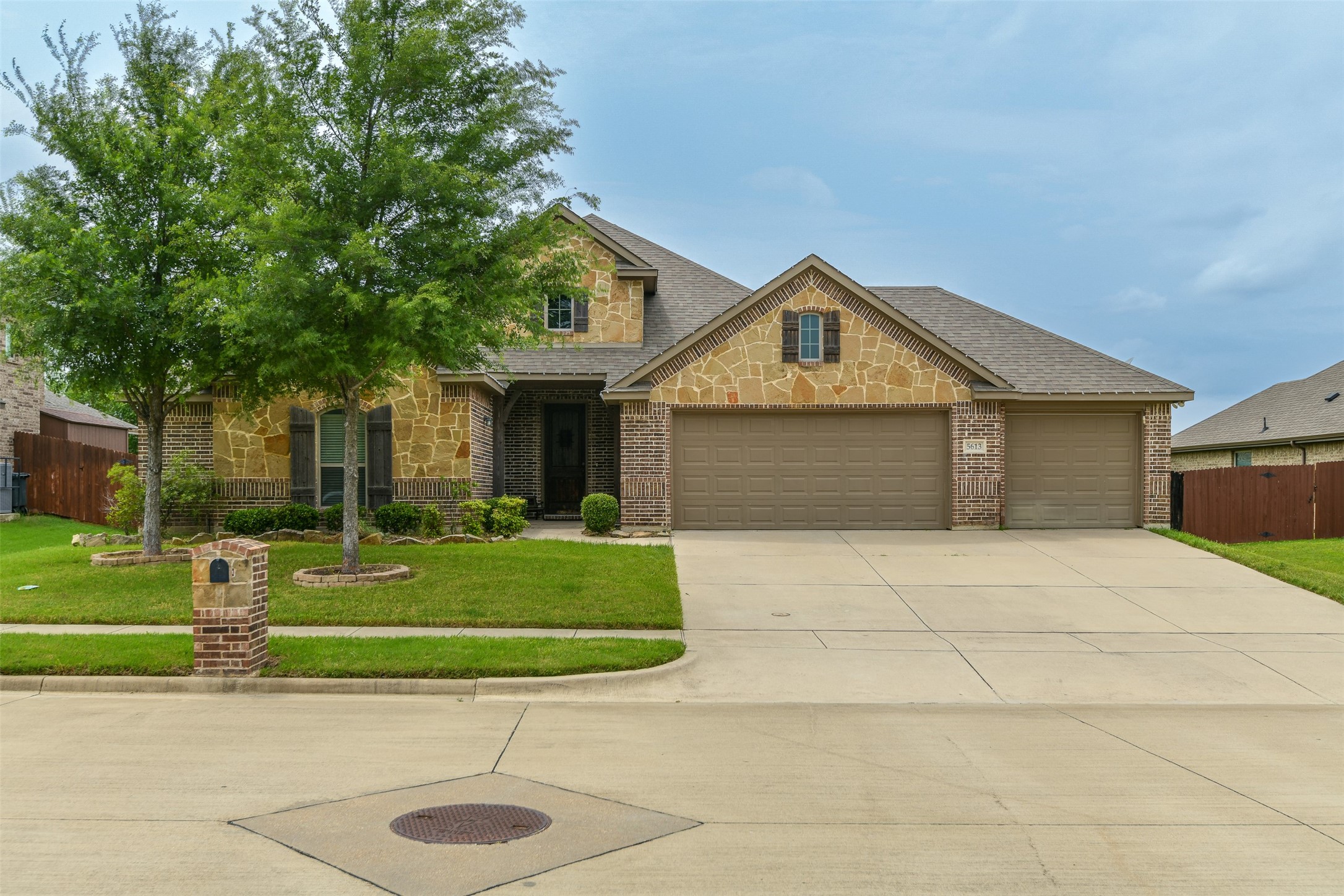 5613 Paradise Drive Midlothian TX 76065