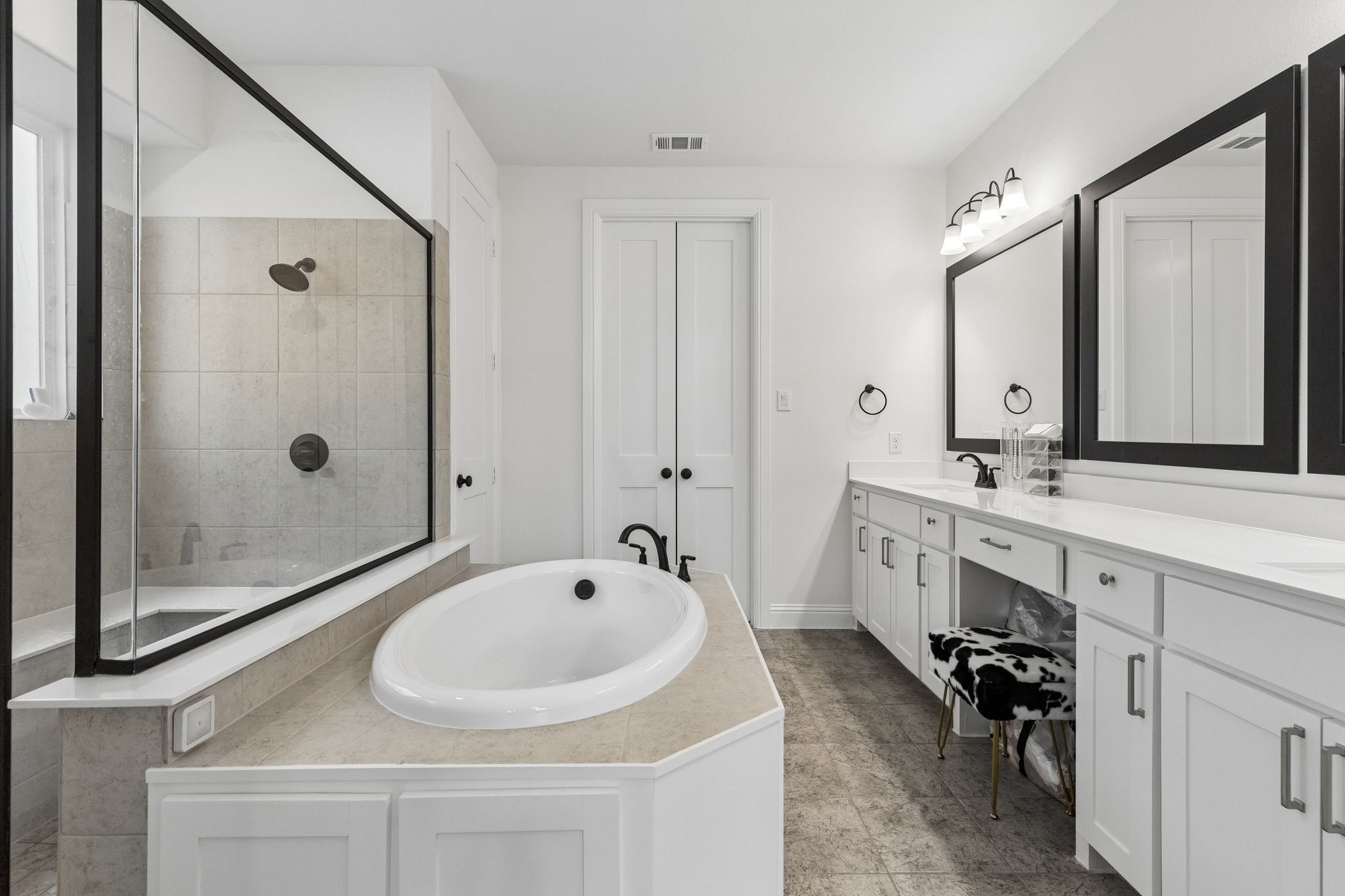 2443 Bussey Drive Irving TX 75062