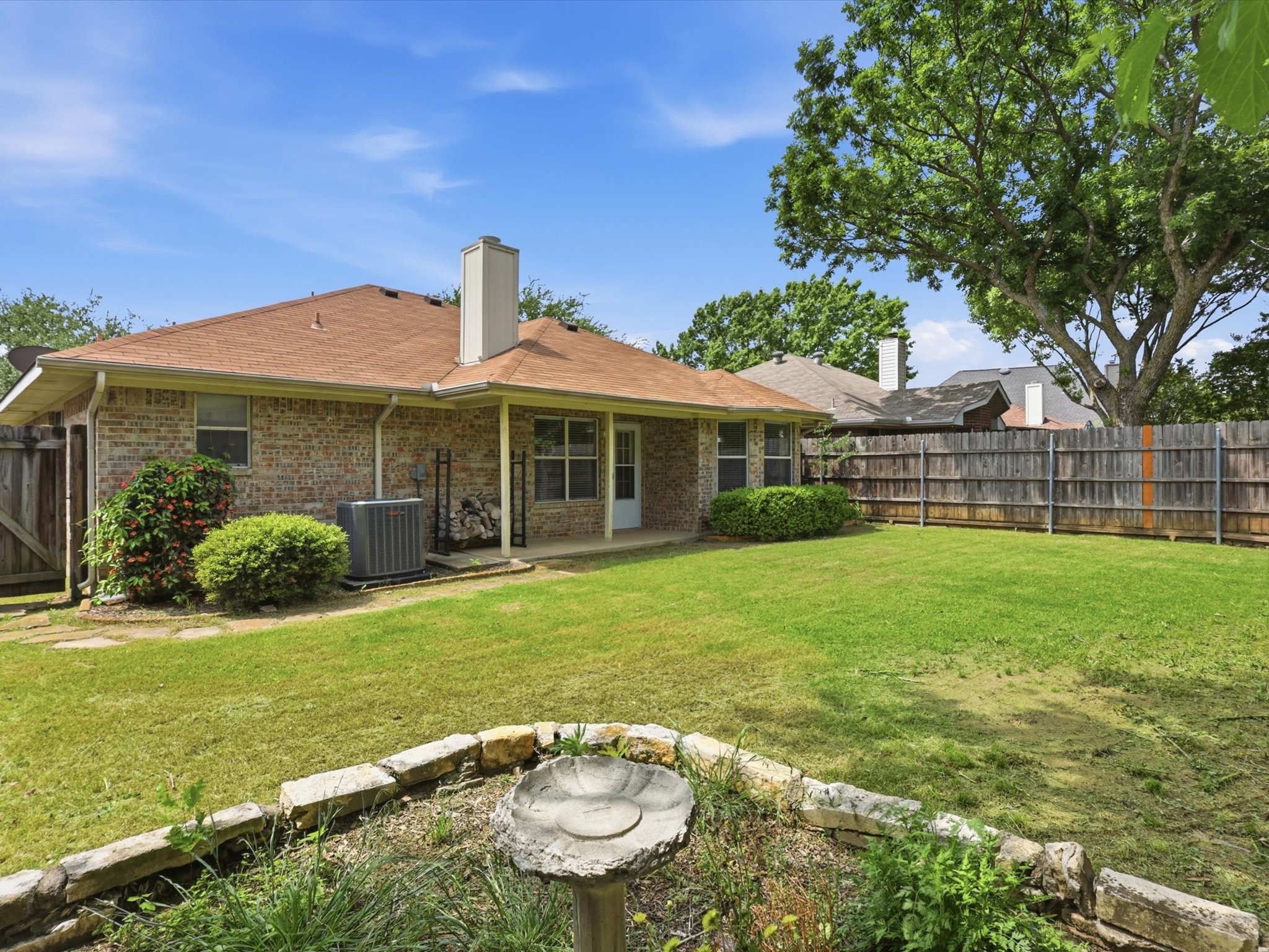 2312 Park Row Mckinney TX 75072