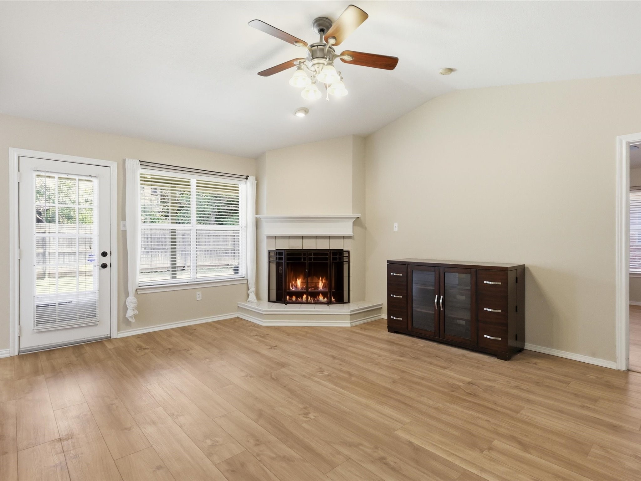 2312 Park Row Mckinney TX 75072