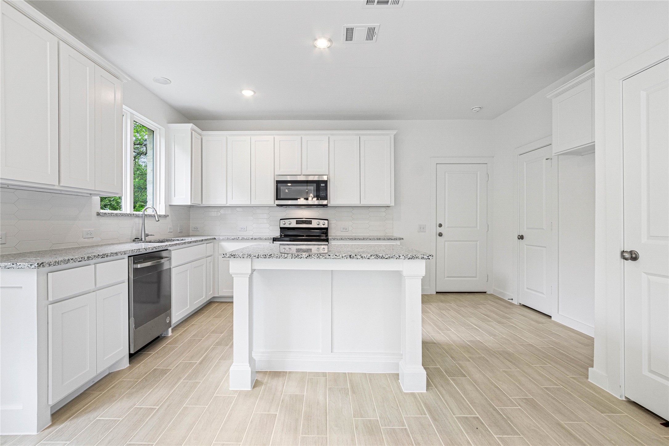 321 Oakbend Drive Lewisville TX 75067