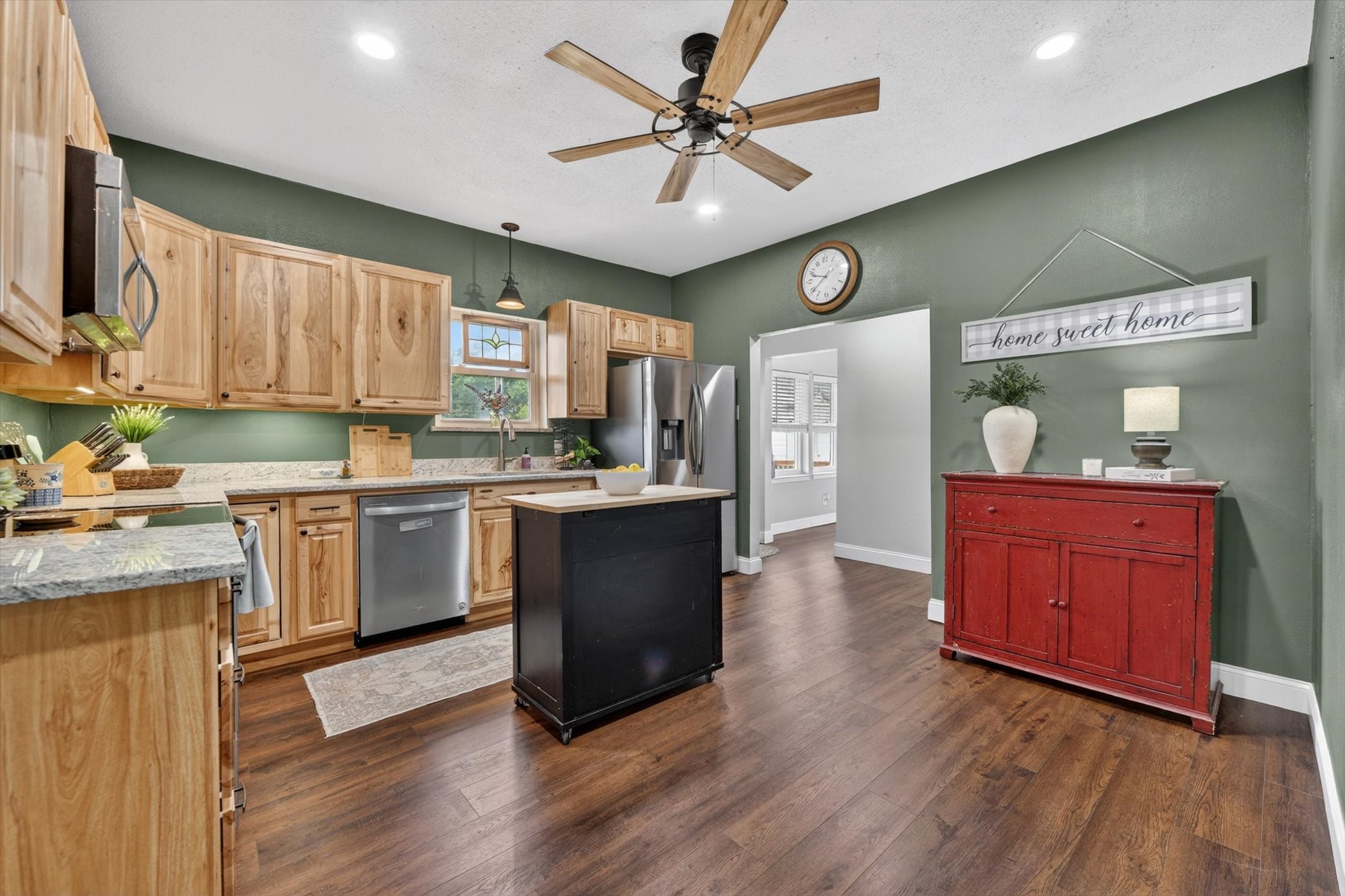 1808 Silver Creek Azle Road Azle TX 76020