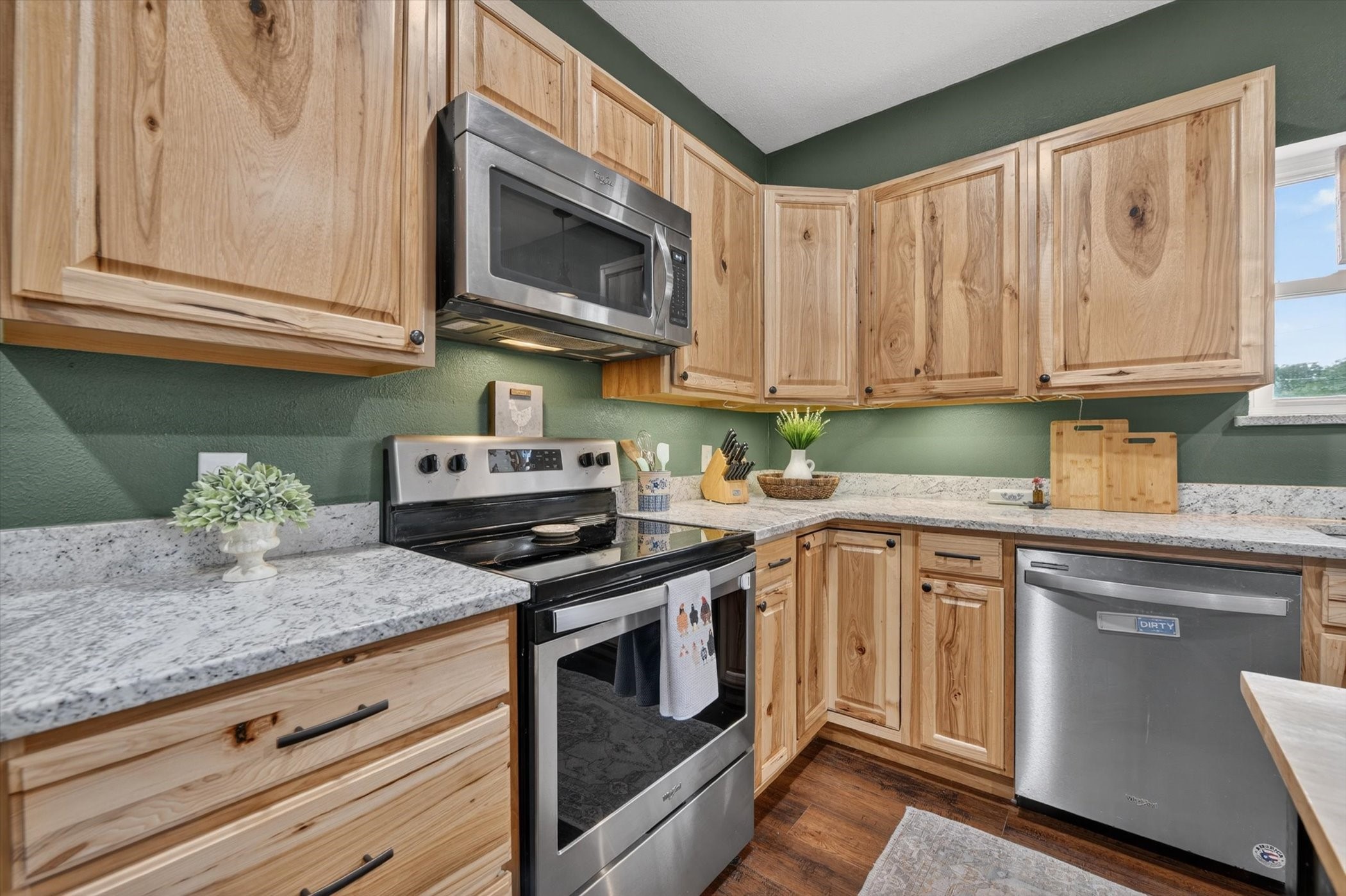 1808 Silver Creek Azle Road Azle TX 76020