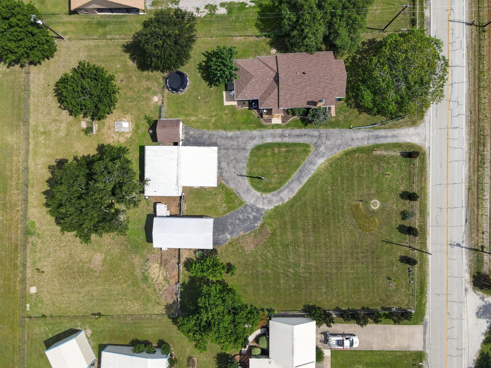 1808 Silver Creek Azle Road Azle TX 76020