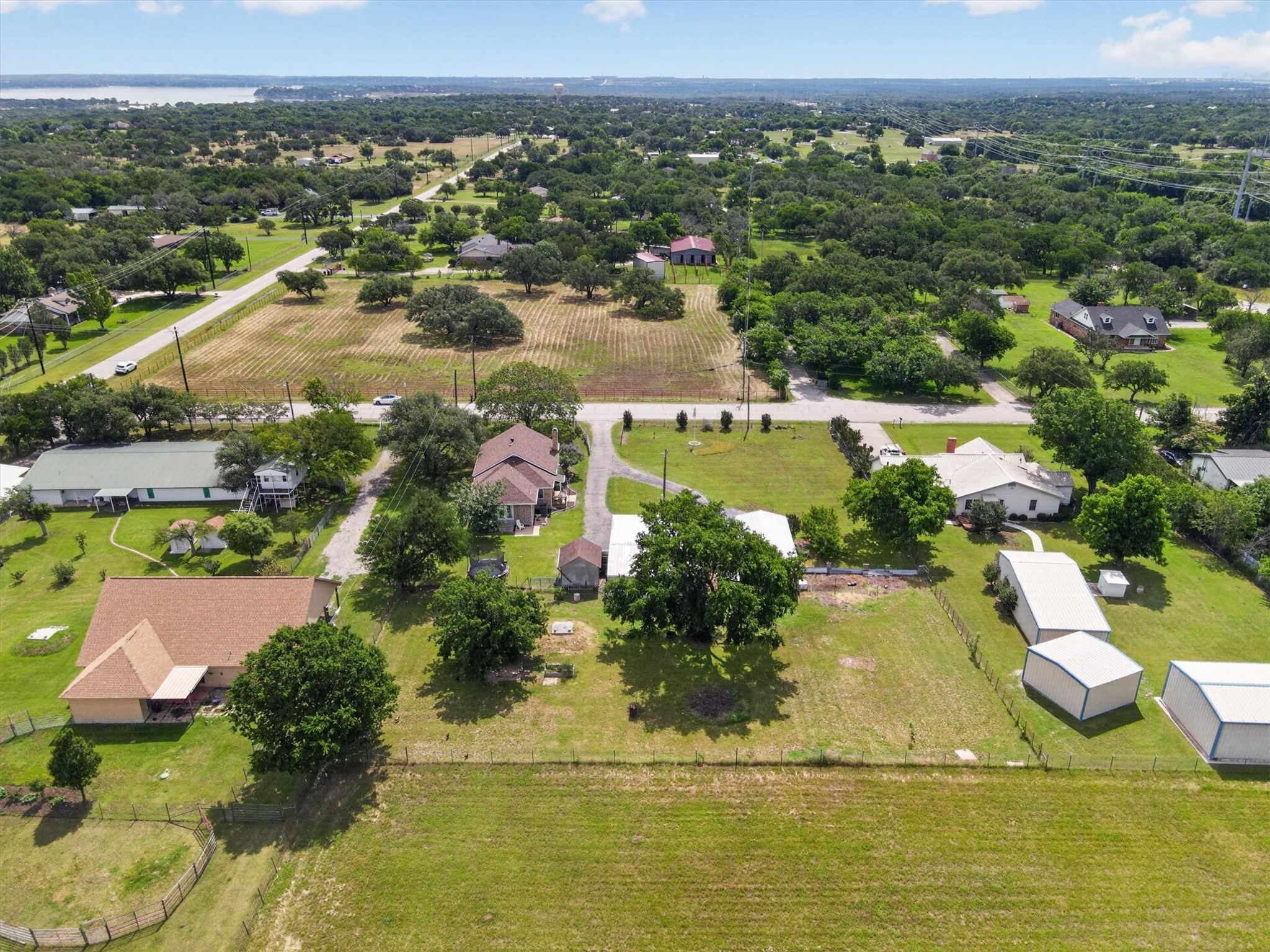 1808 Silver Creek Azle Road Azle TX 76020