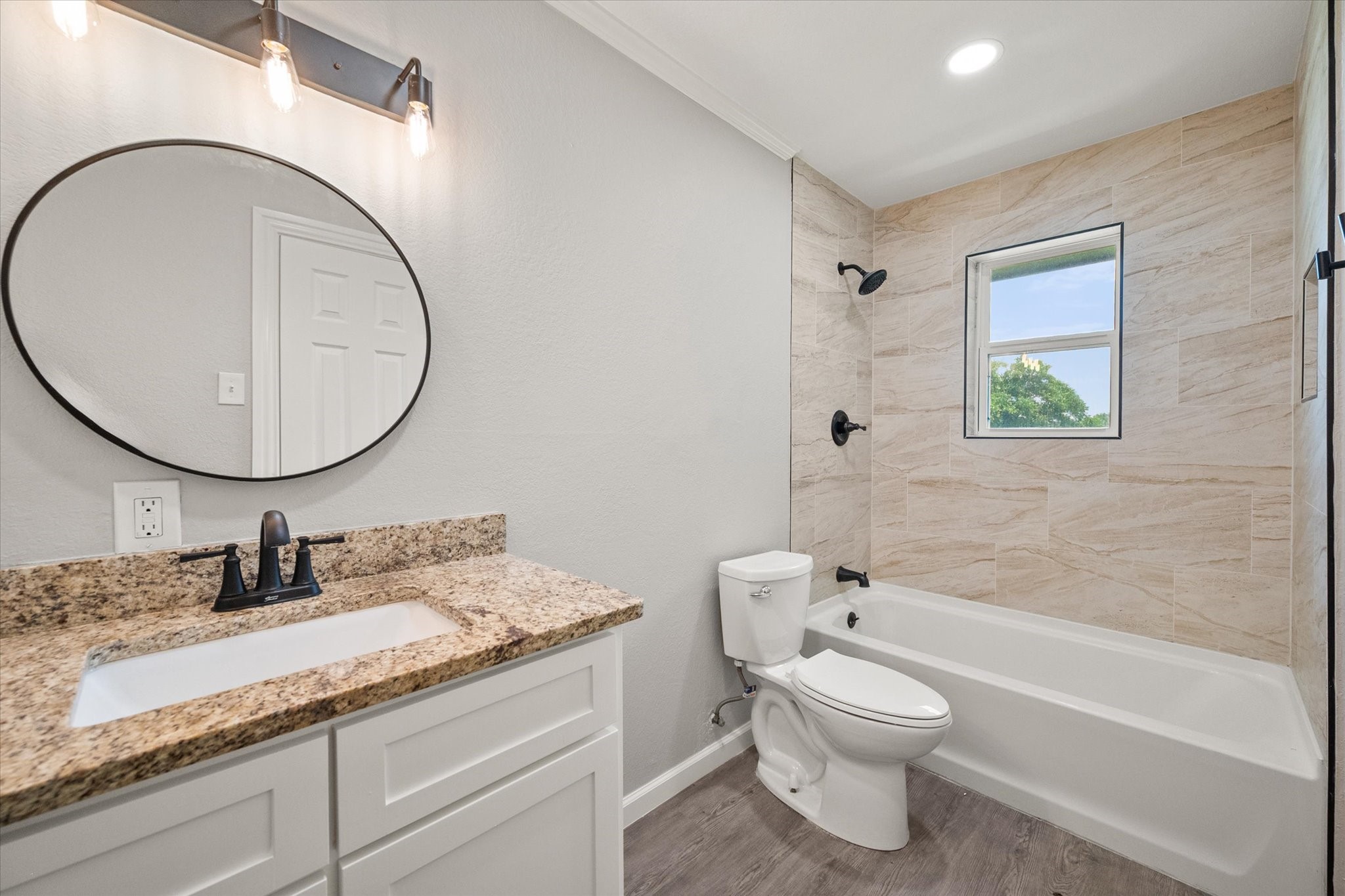 1009 N Spikes Road Corsicana TX 75110