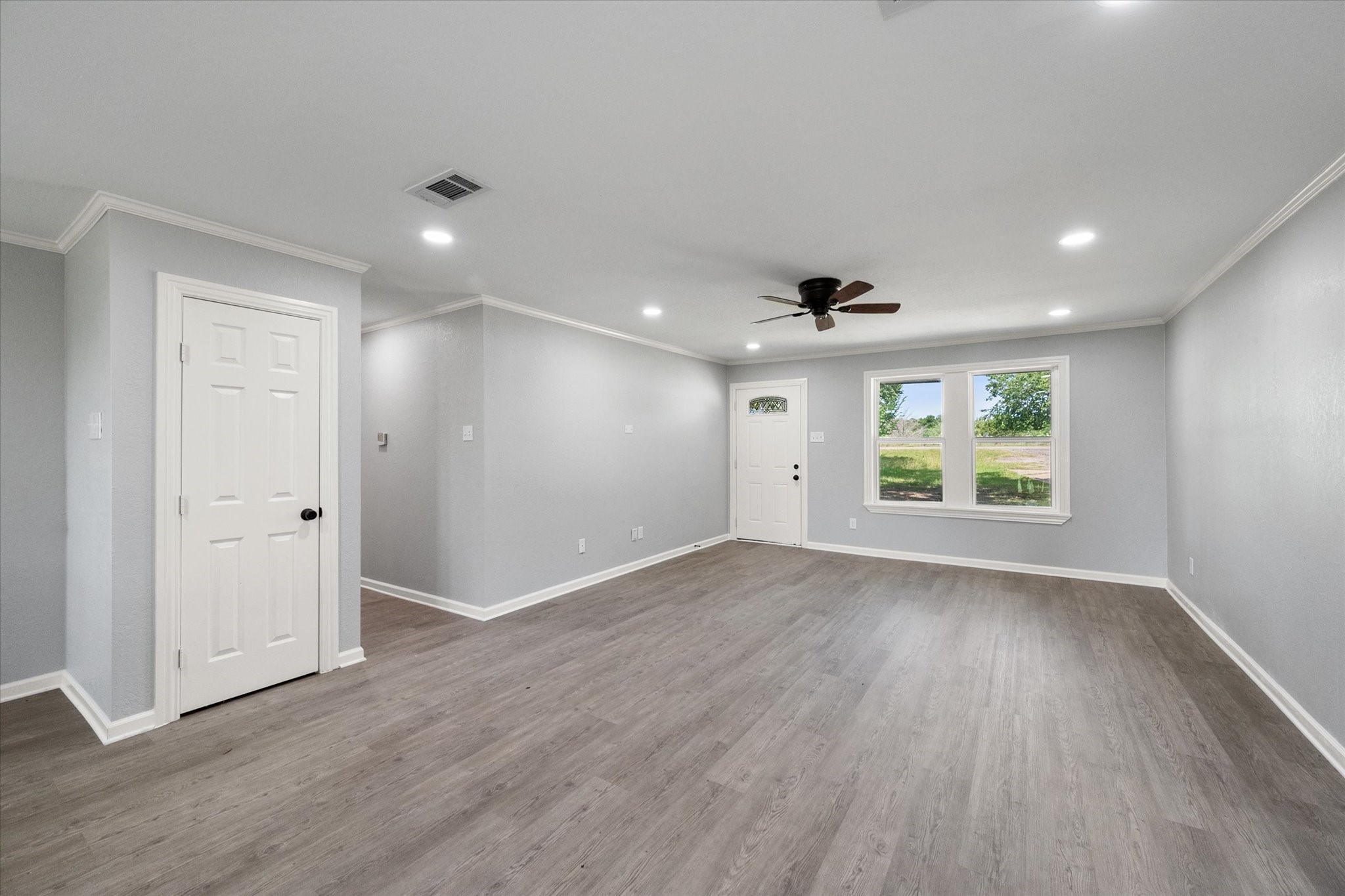 1009 N Spikes Road Corsicana TX 75110