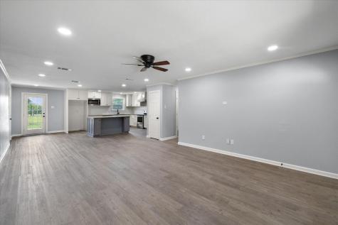 1009 N Spikes Road Corsicana TX 75110