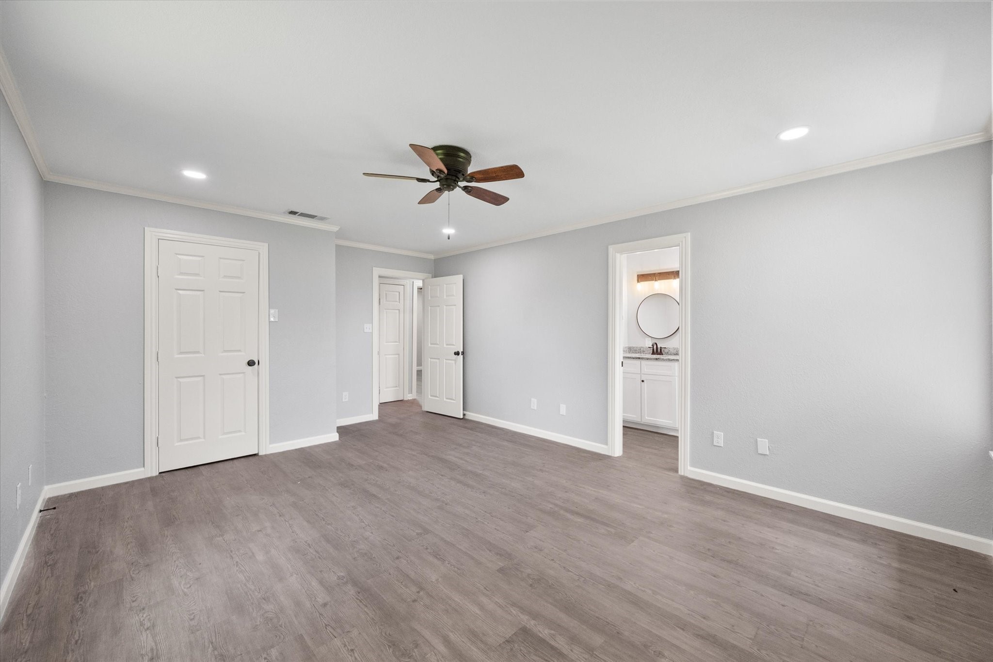 1009 N Spikes Road Corsicana TX 75110