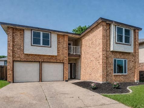829 Foxridge Drive Arlington TX 76017