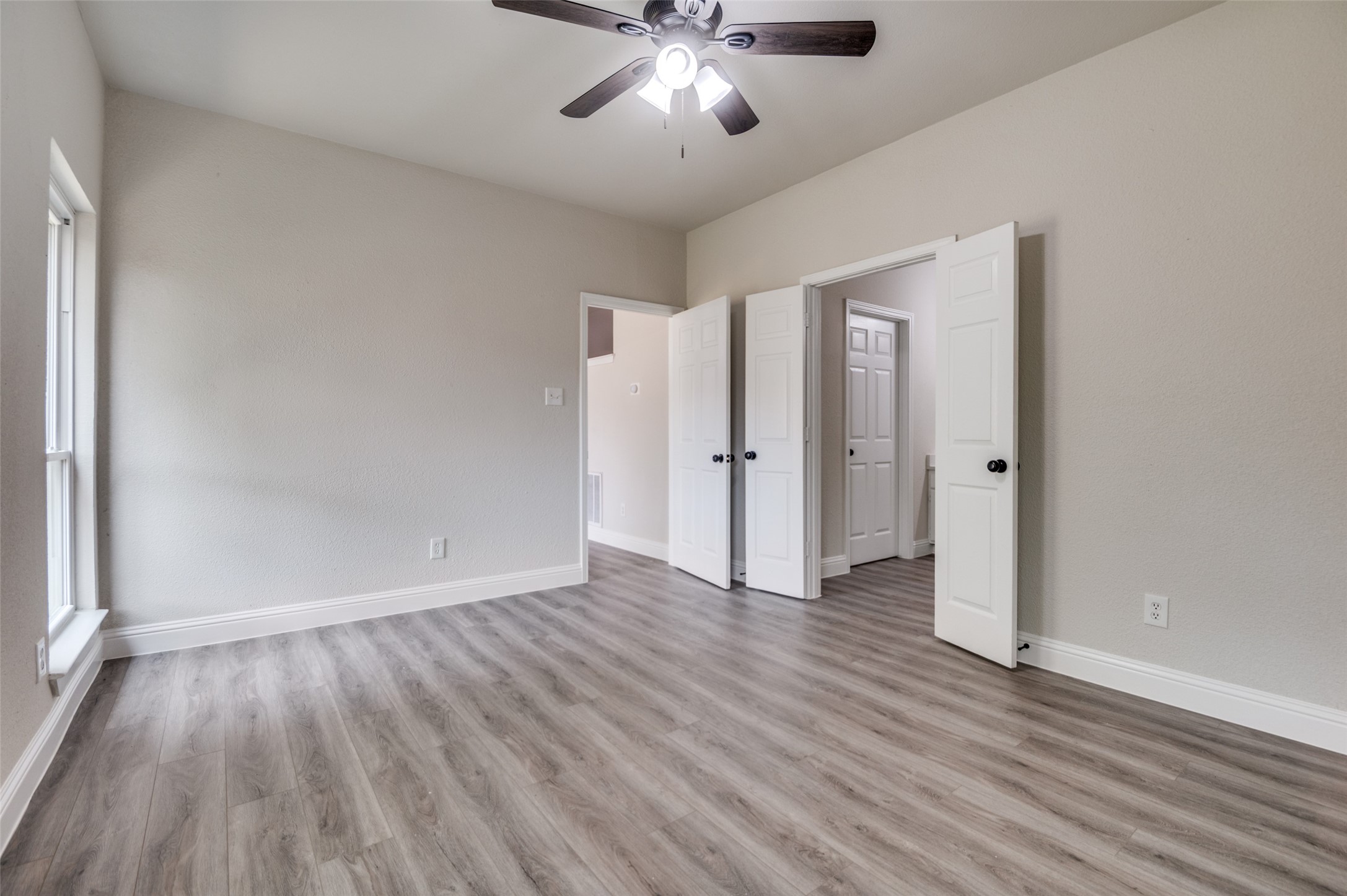 829 Foxridge Drive Arlington TX 76017