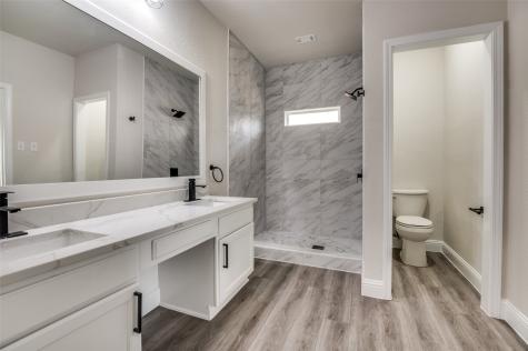 829 Foxridge Drive Arlington TX 76017