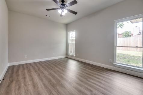 829 Foxridge Drive Arlington TX 76017