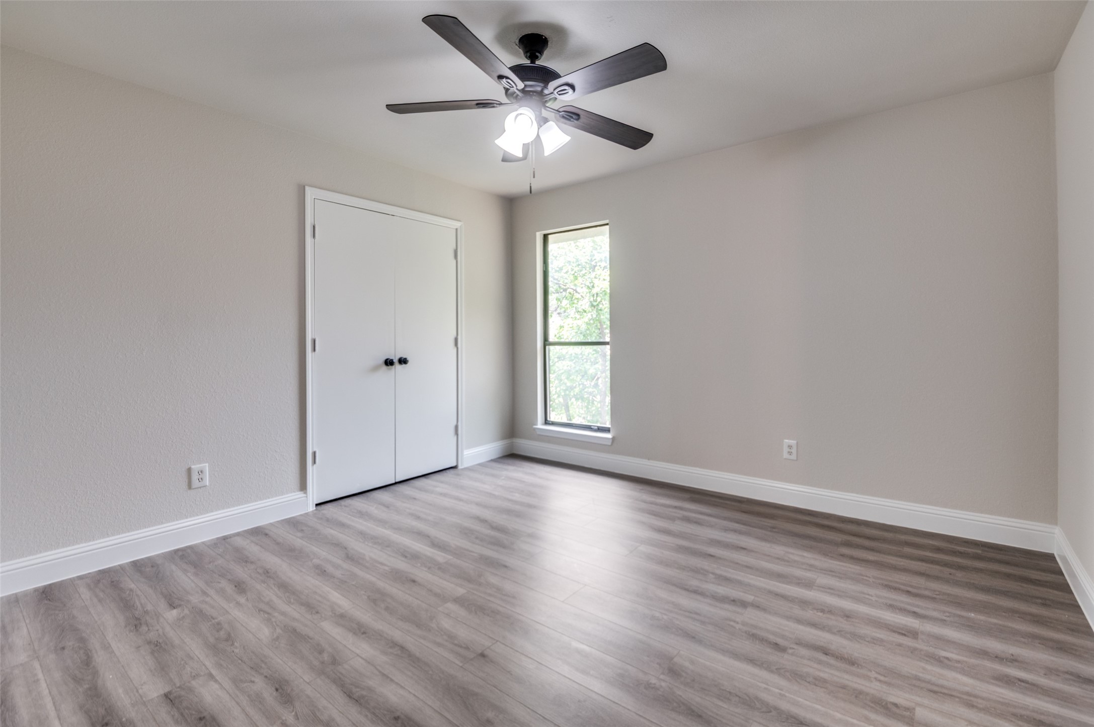 829 Foxridge Drive Arlington TX 76017