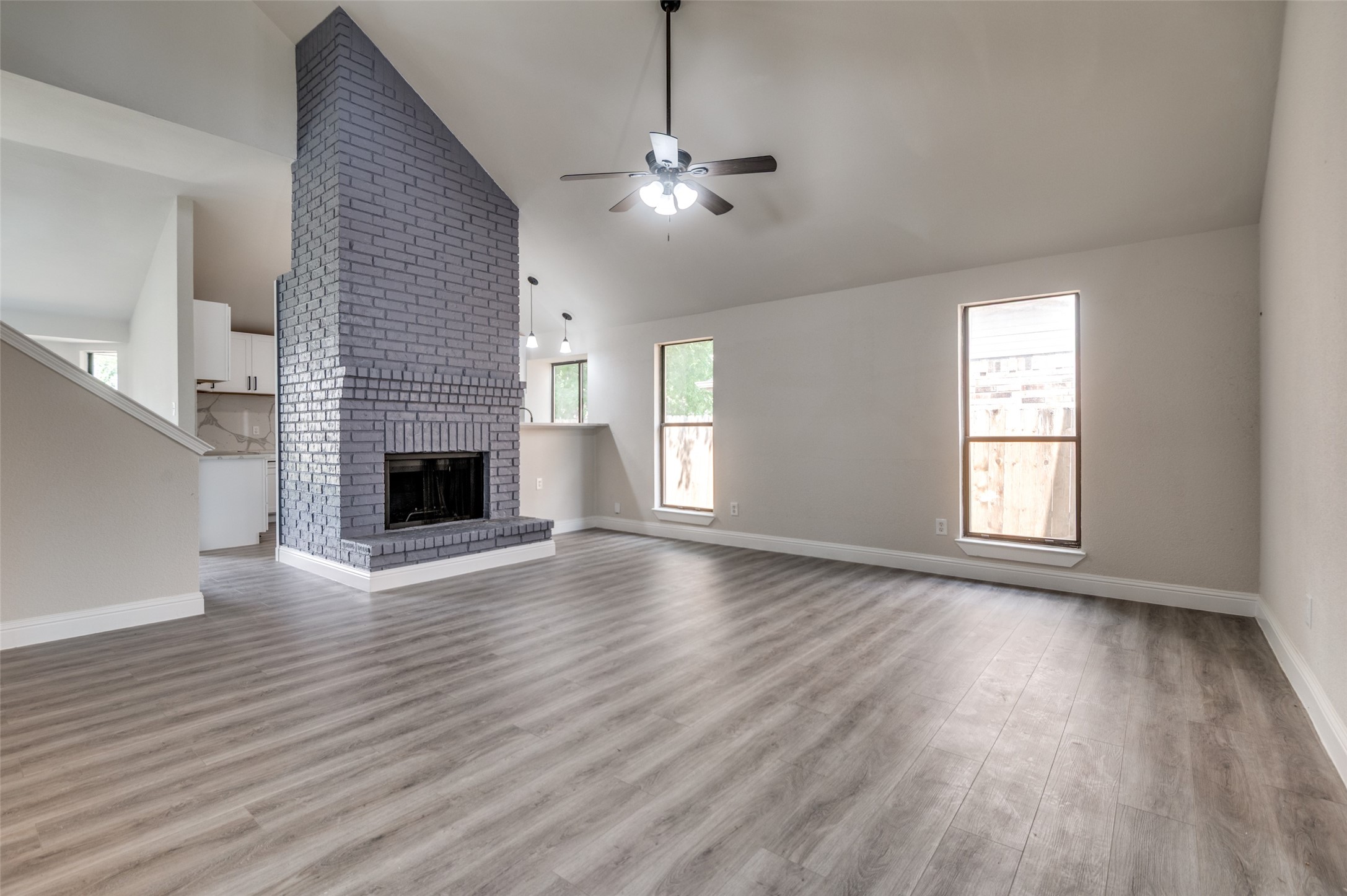 829 Foxridge Drive Arlington TX 76017