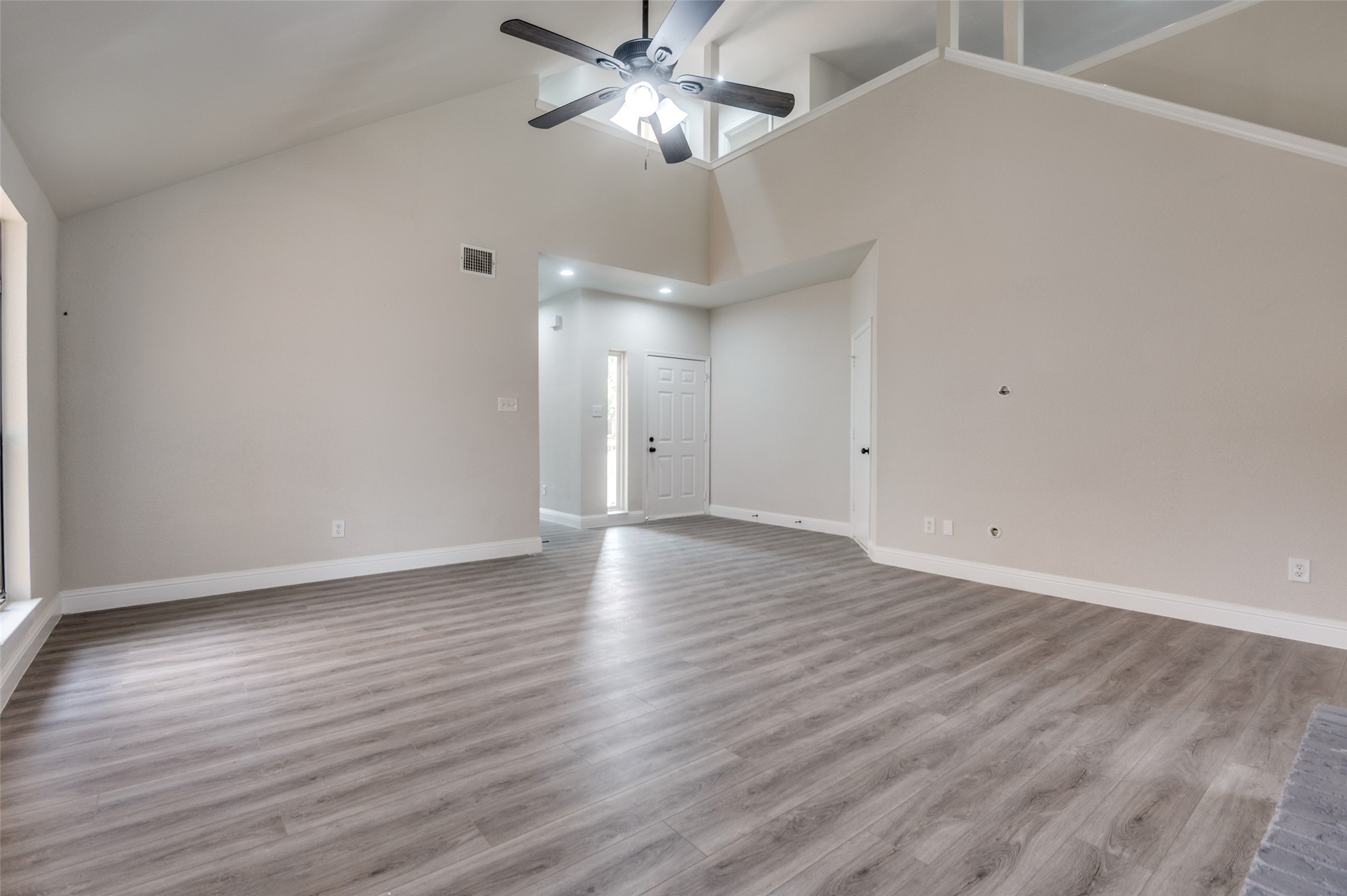 829 Foxridge Drive Arlington TX 76017
