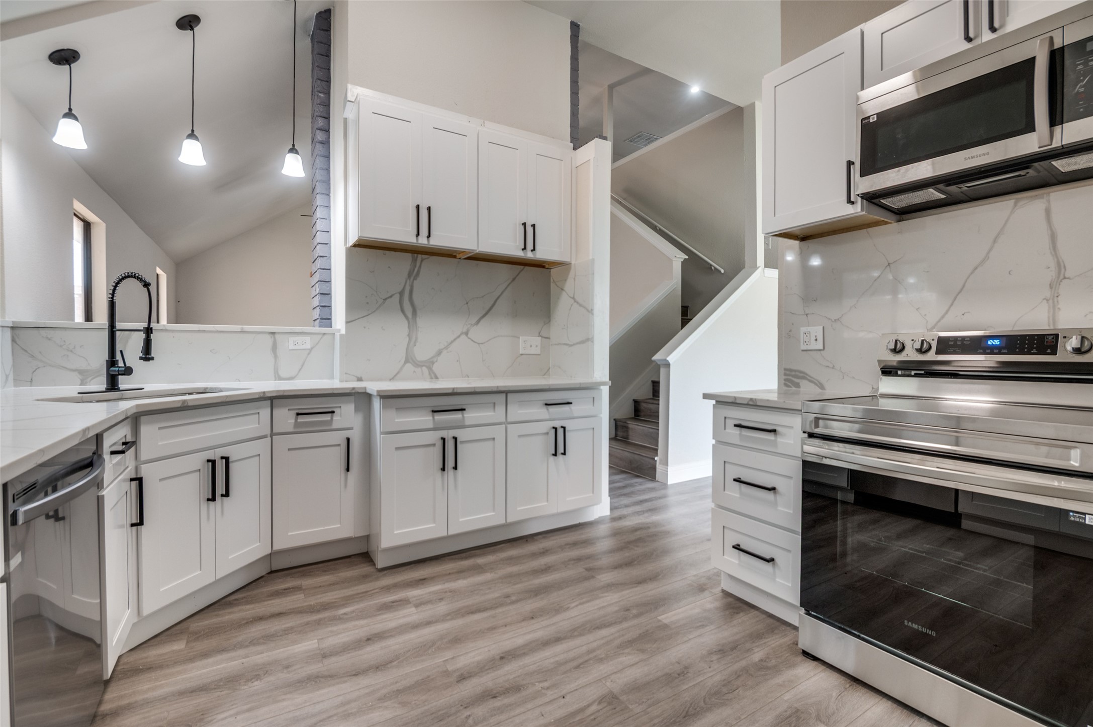 829 Foxridge Drive Arlington TX 76017