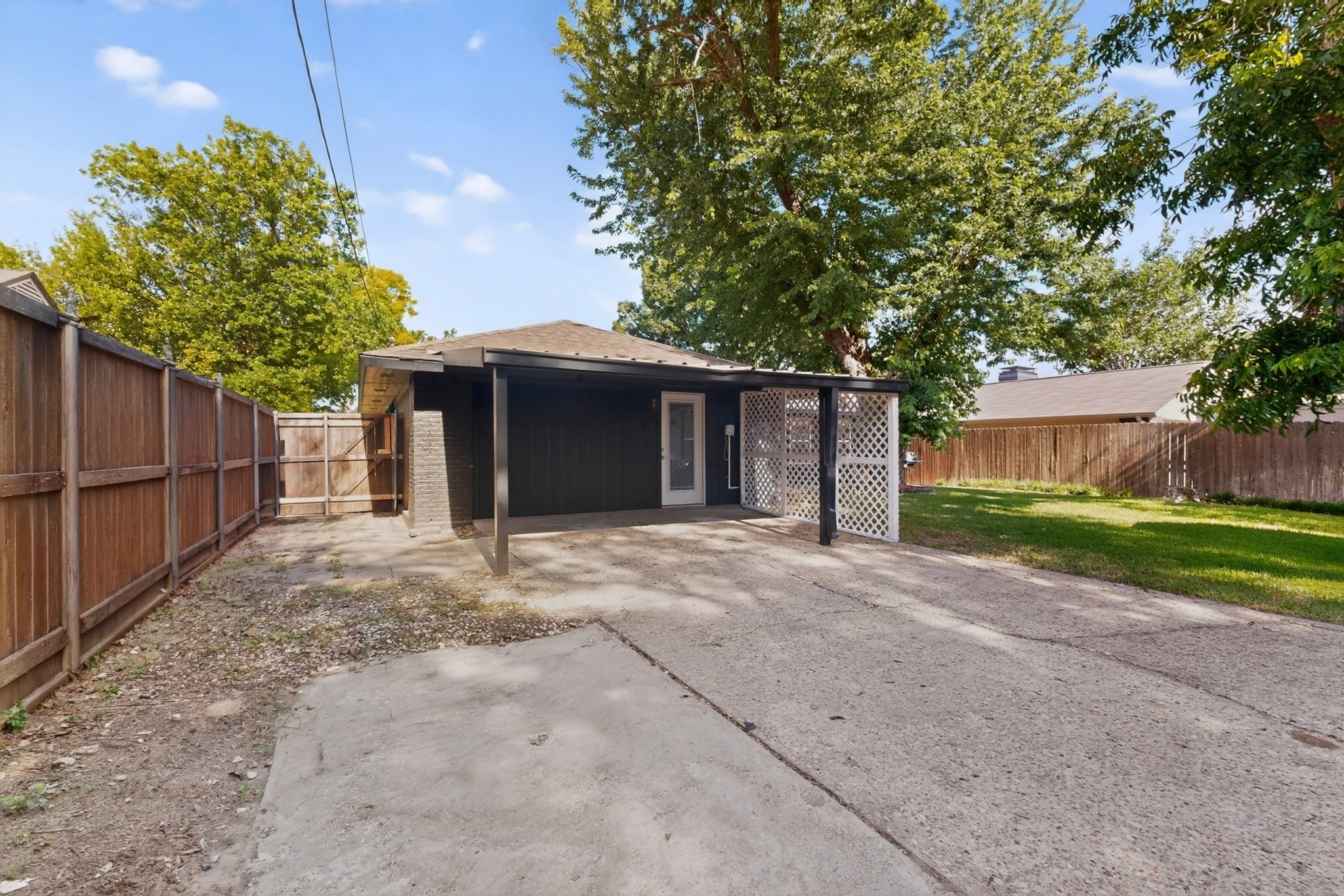 3045 Lockmoor Lane Dallas TX 75220