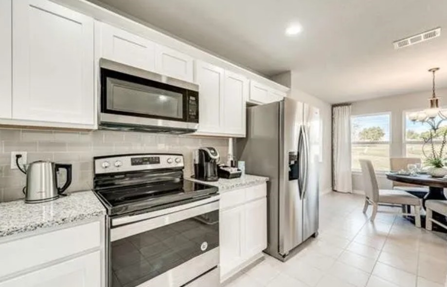144 County Road 4869 Azle TX 76020