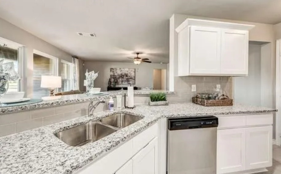 144 County Road 4869 Azle TX 76020