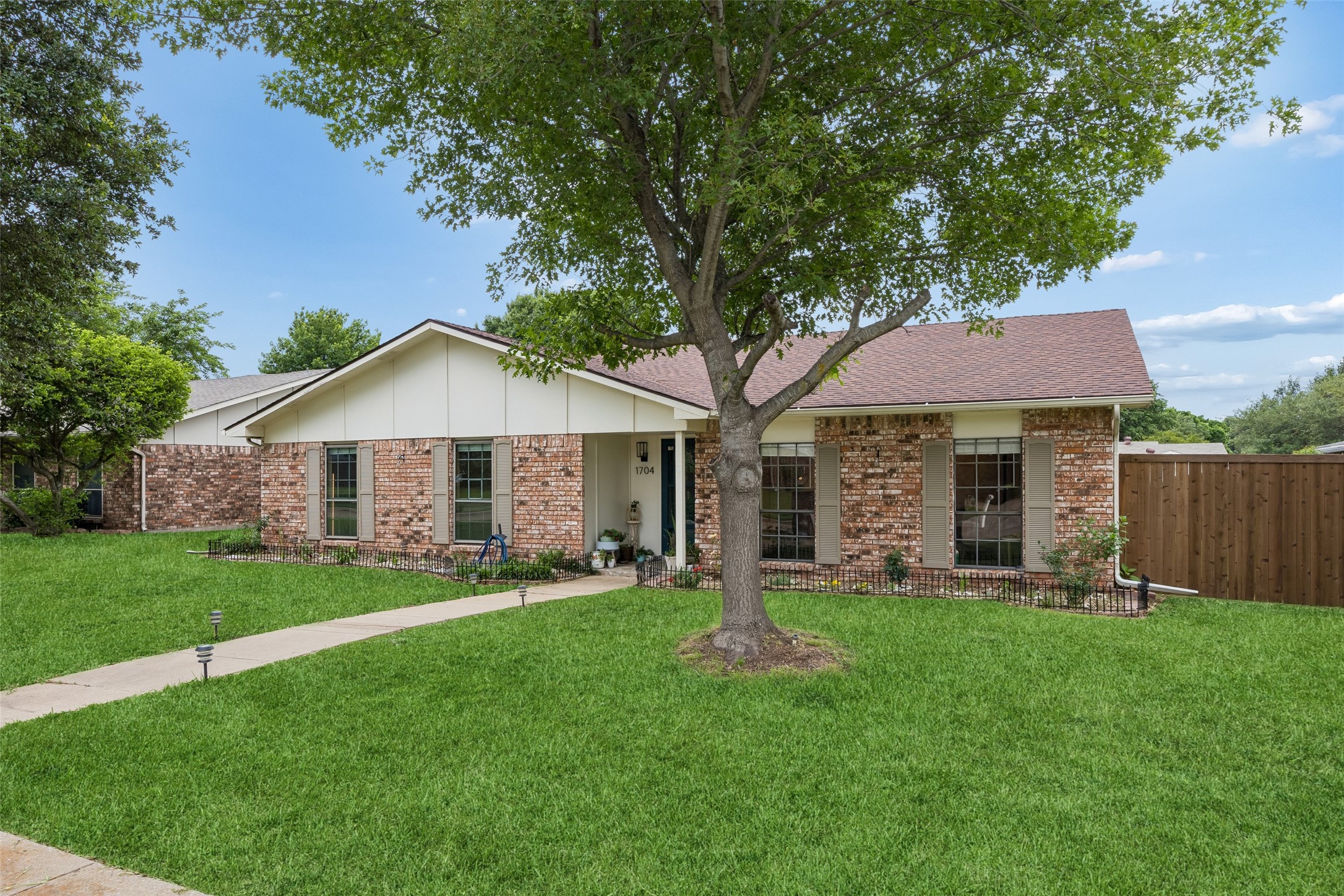 1704 California Trail Plano TX 75023