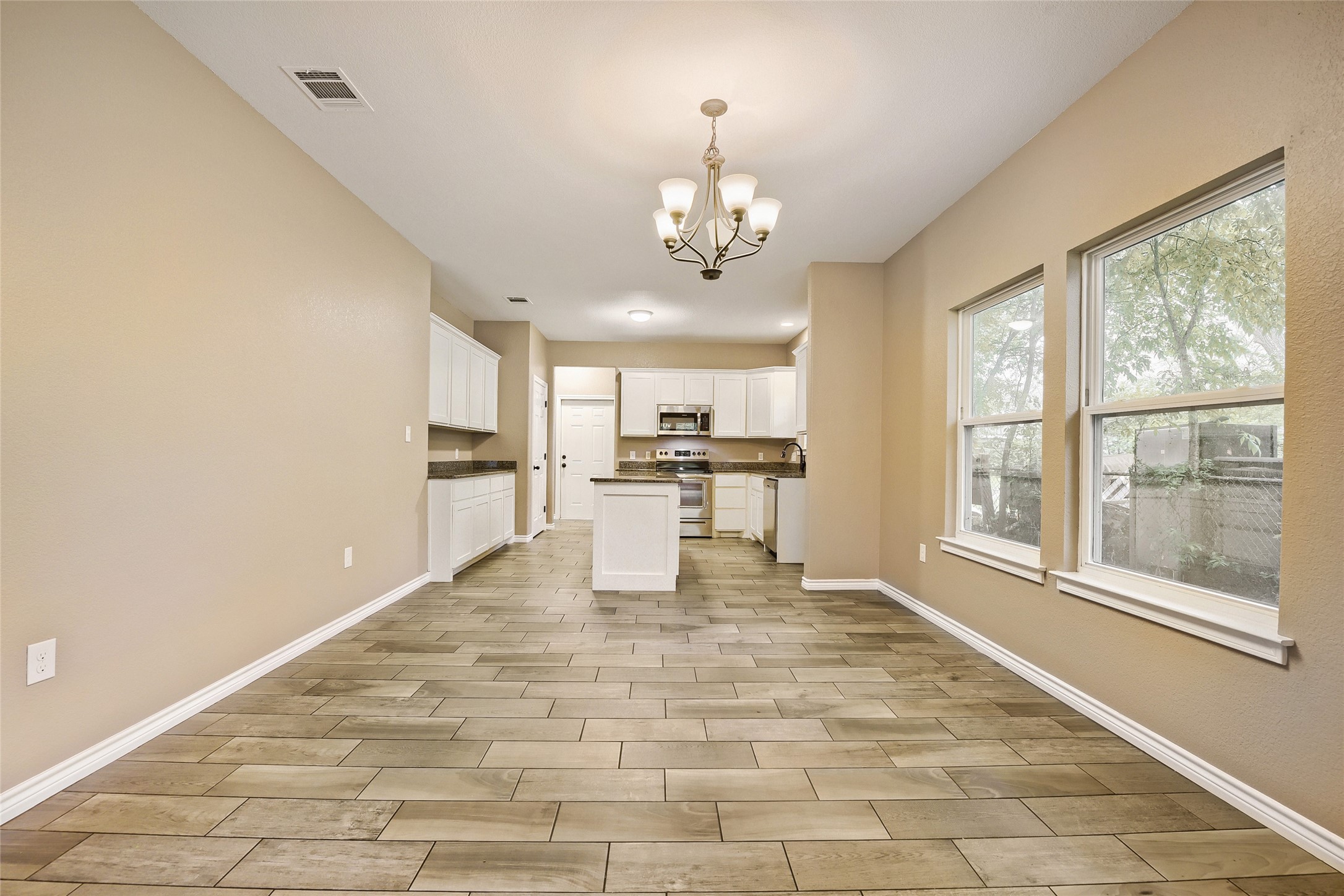 1101 Baird Street Cleburne TX 76033