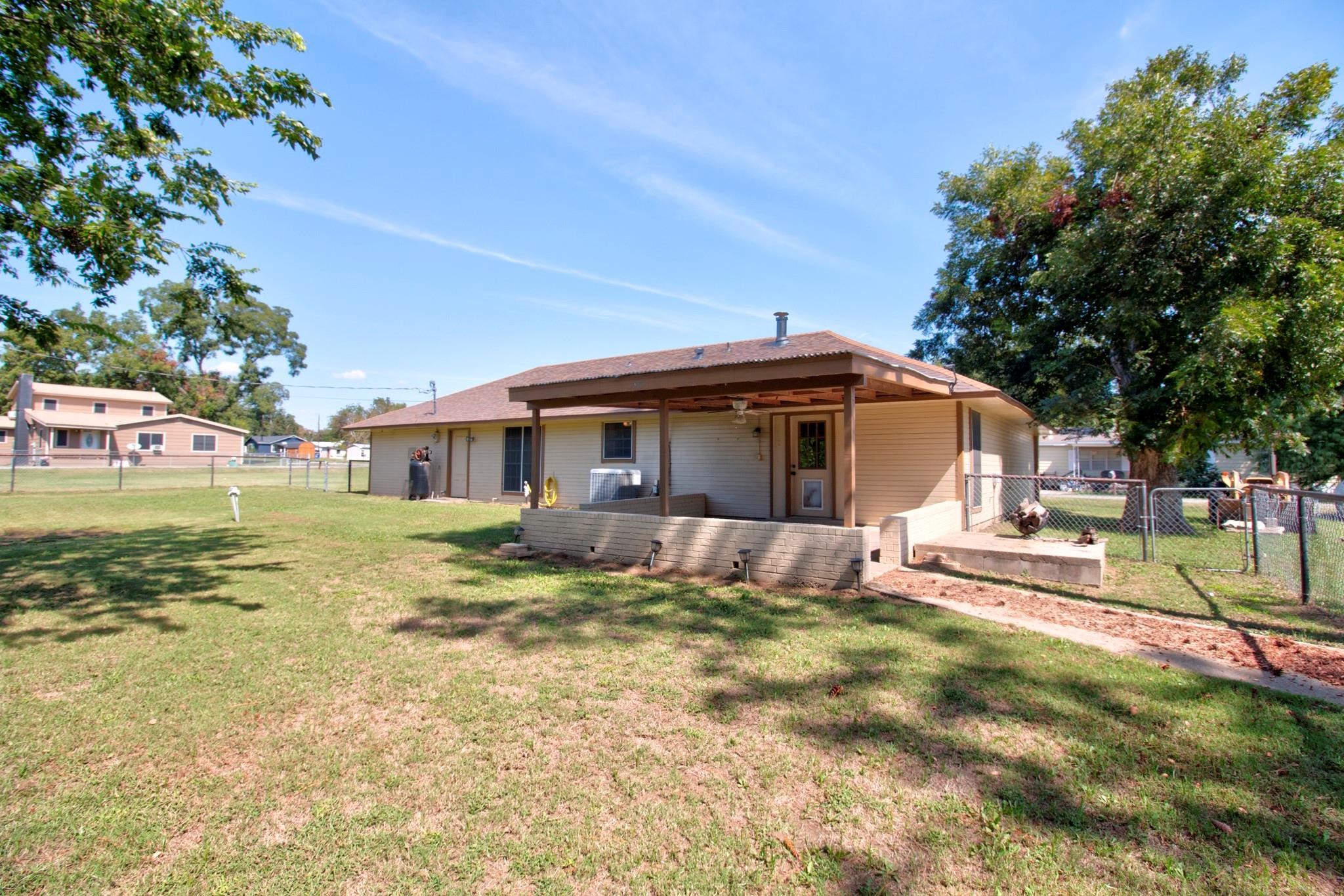 373 Old Shawnee Trail Drive Gordonville TX 76245