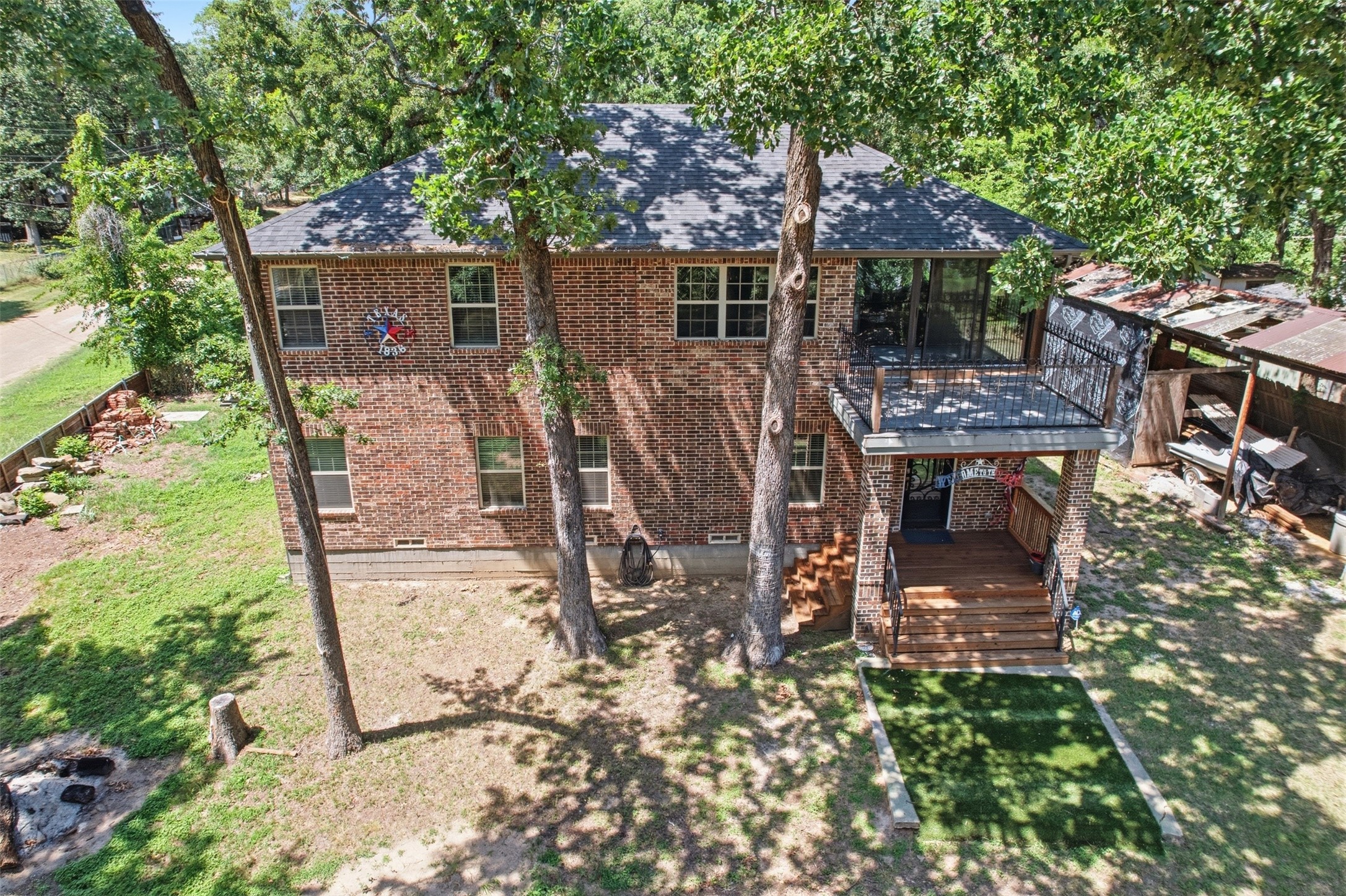 222 Wedgewood Drive Mabank TX 75156