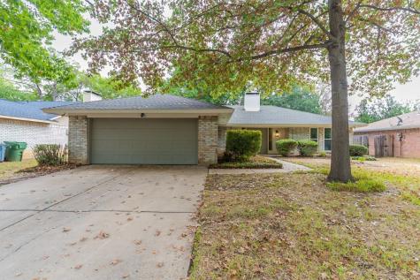 1312 Bergen Lane Mansfield TX 76063