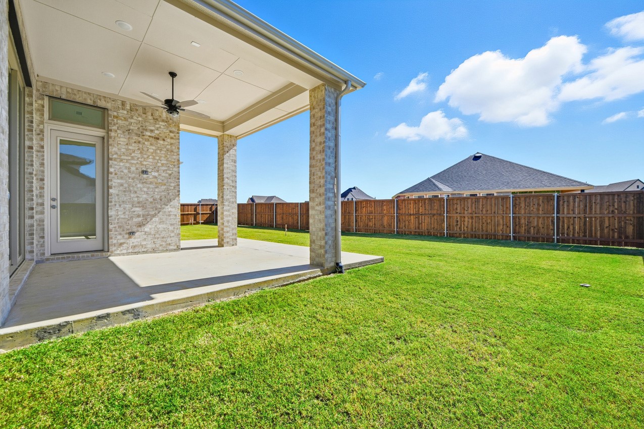 4341 Clydesdale Drive Aubrey TX 76227