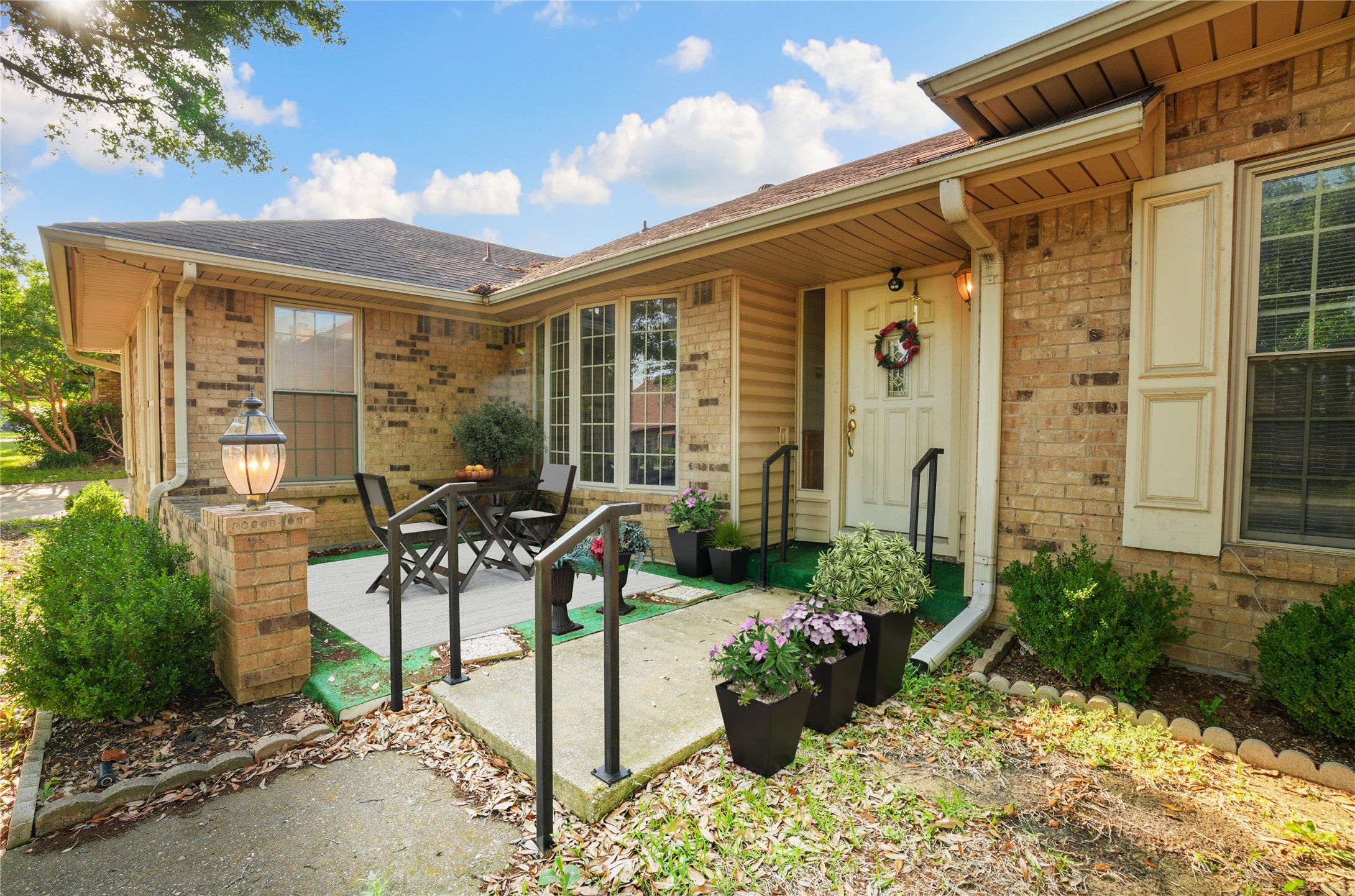 2413 Castle Street Irving TX 75038