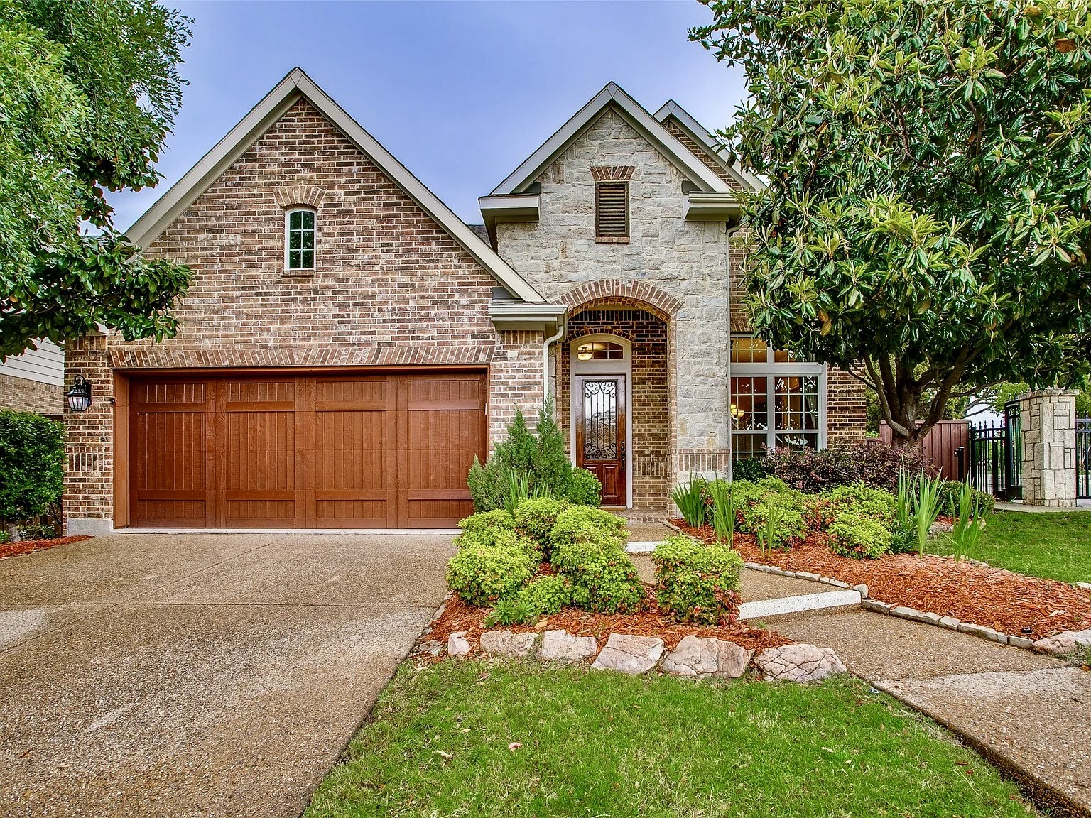 10853 Dixon Branch Drive Dallas TX 75218