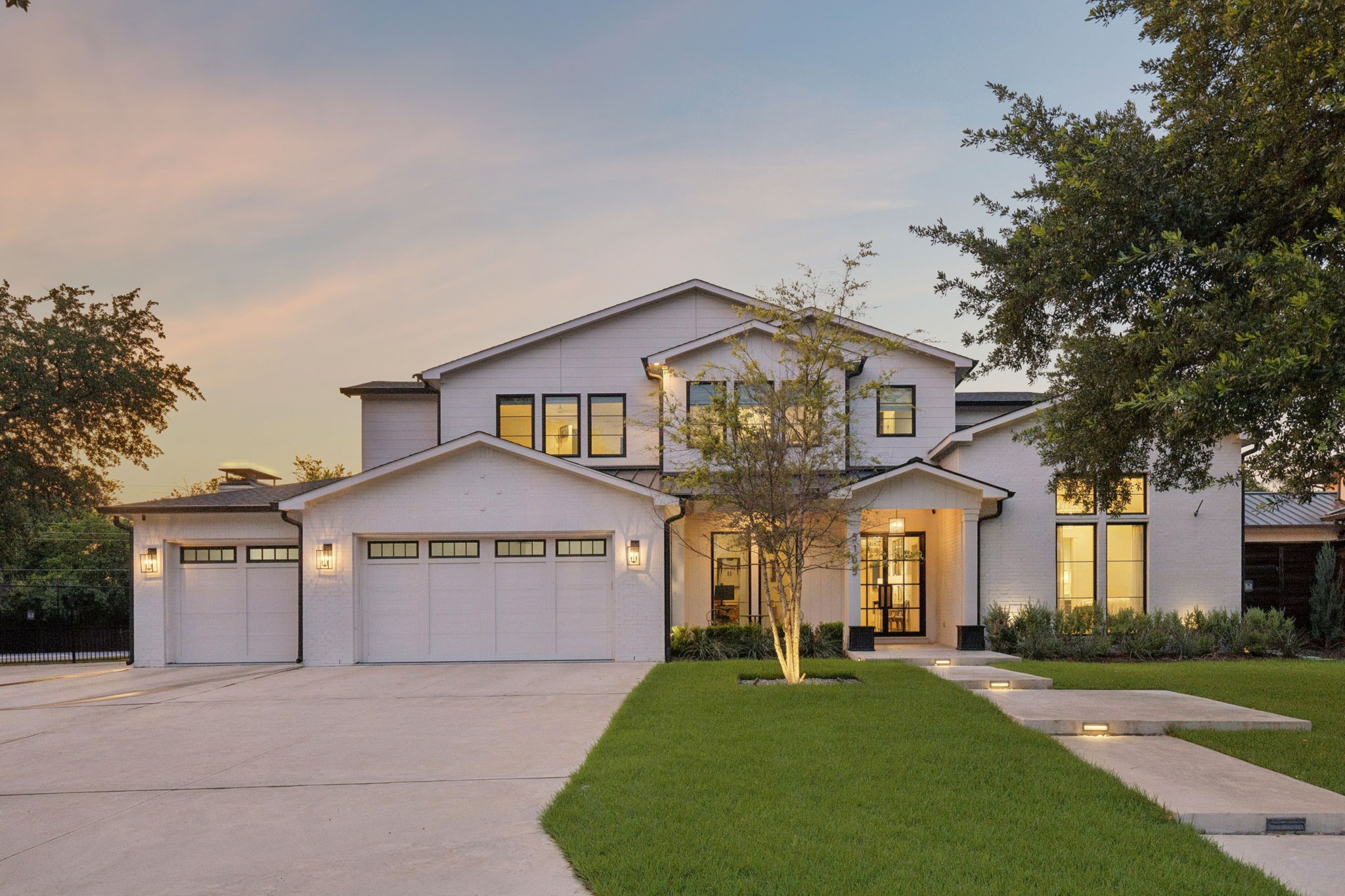 5105 Del Roy Drive Dallas TX 75229