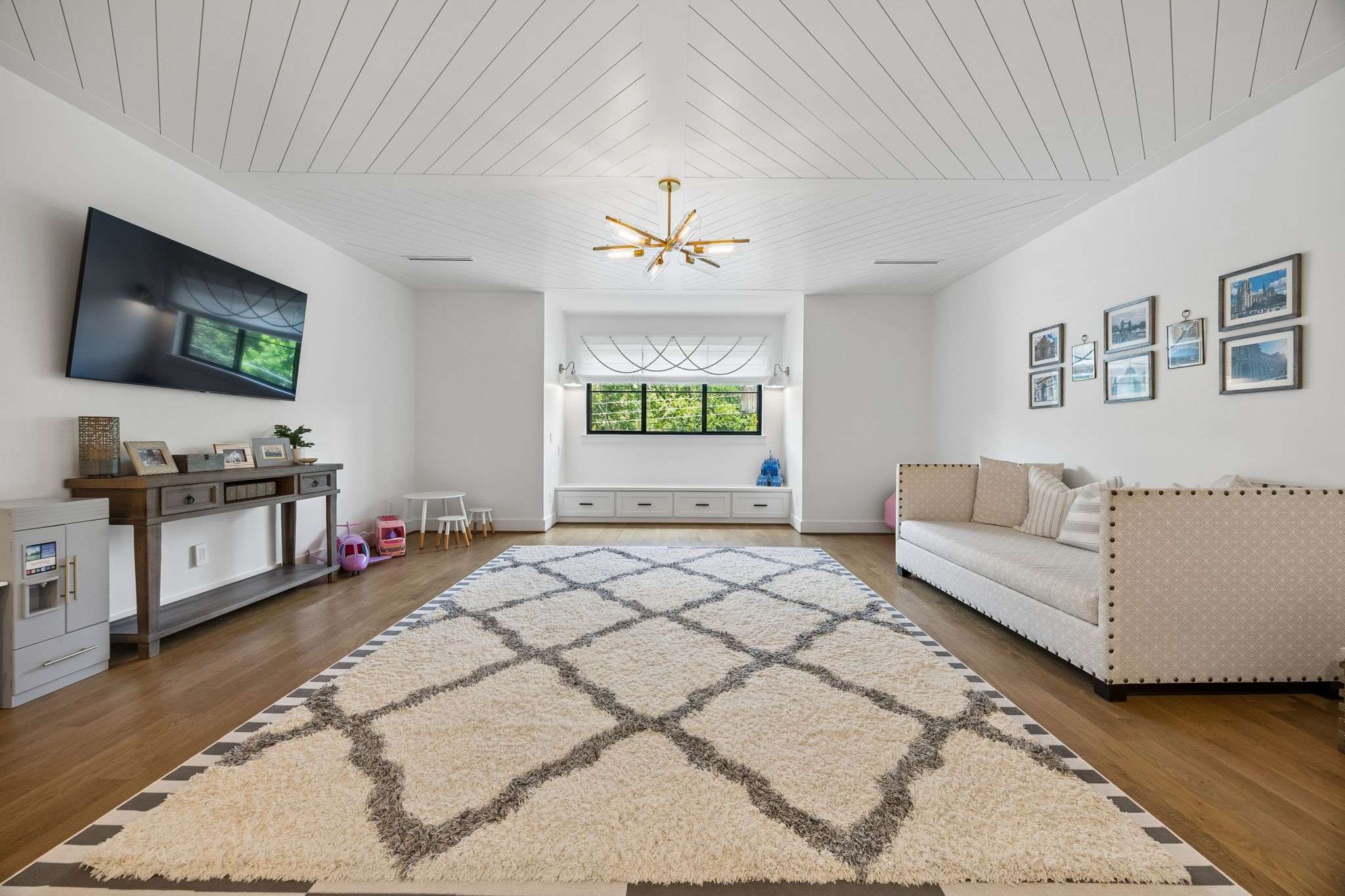 5105 Del Roy Drive Dallas TX 75229