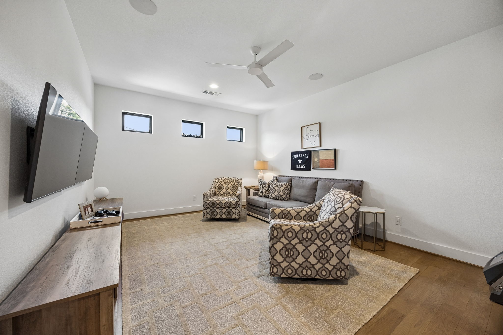 5105 Del Roy Drive Dallas TX 75229