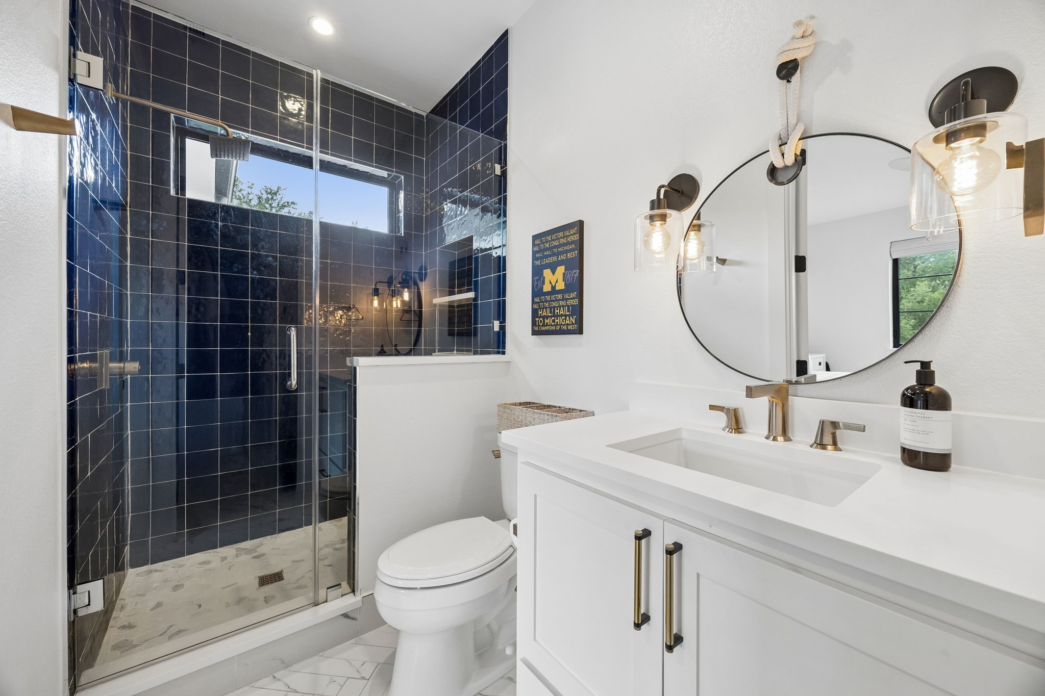 5105 Del Roy Drive Dallas TX 75229