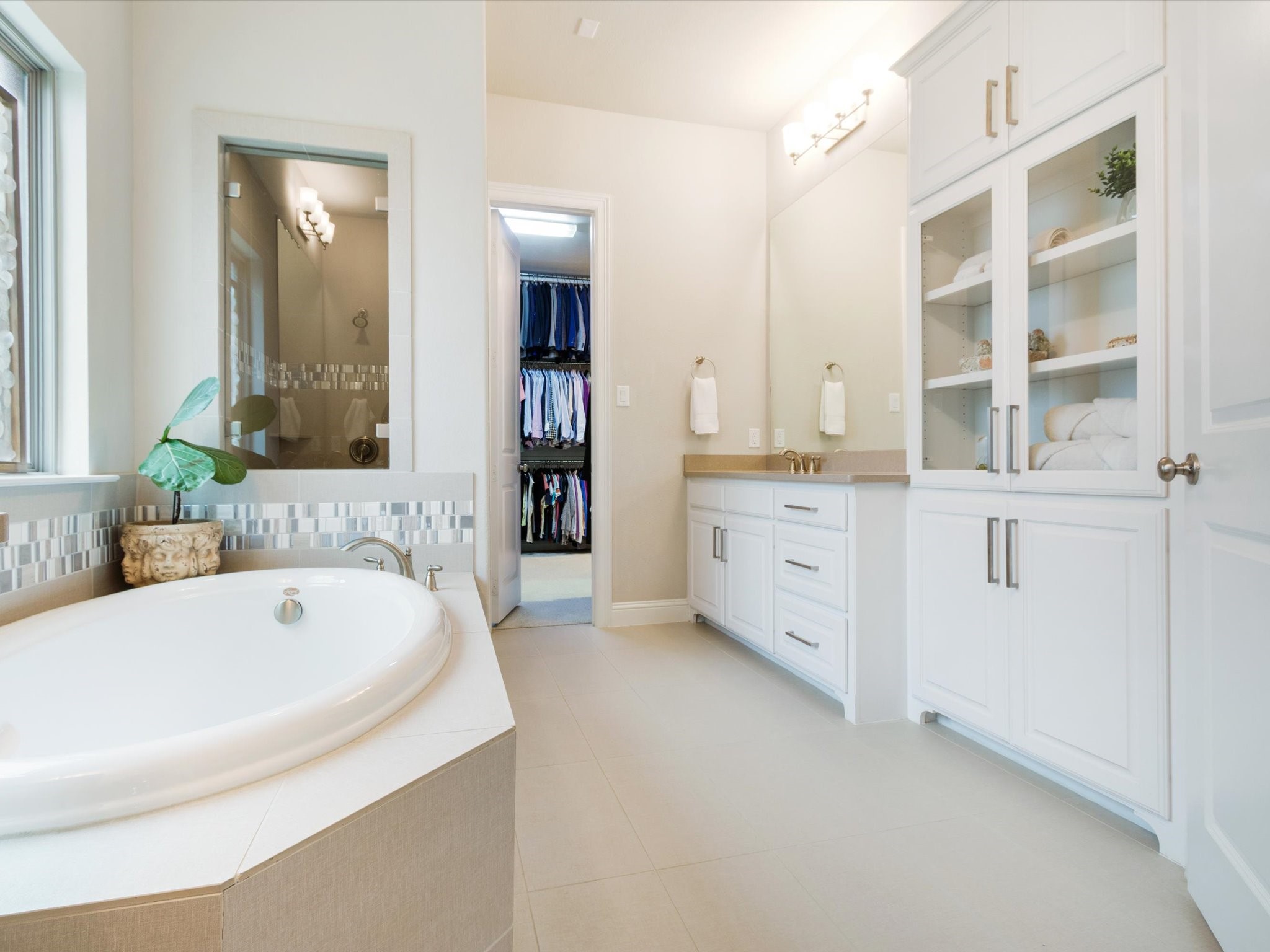 2804 Dorset The Colony TX 75056