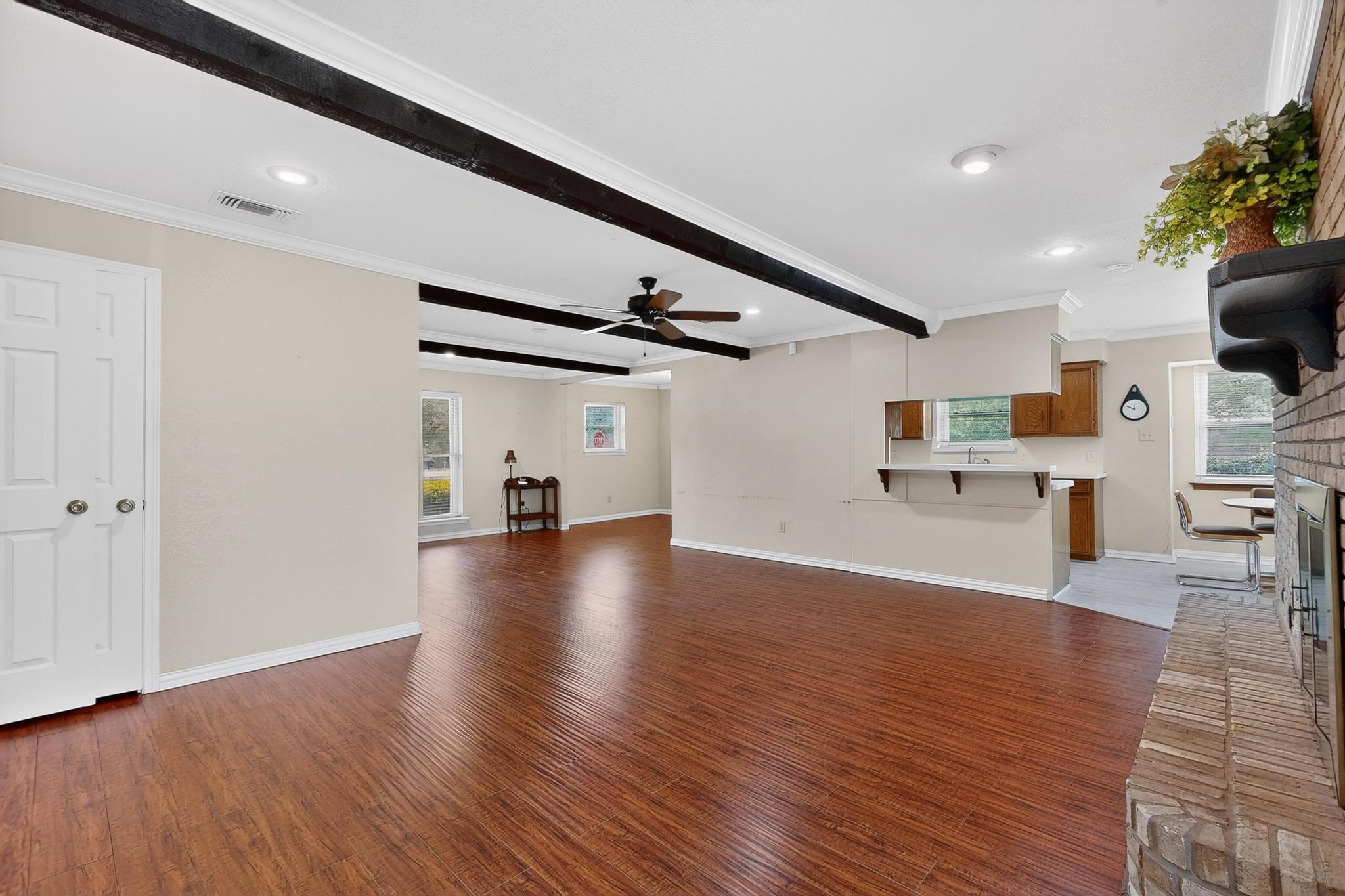 600 Britain Court Irving TX 75062