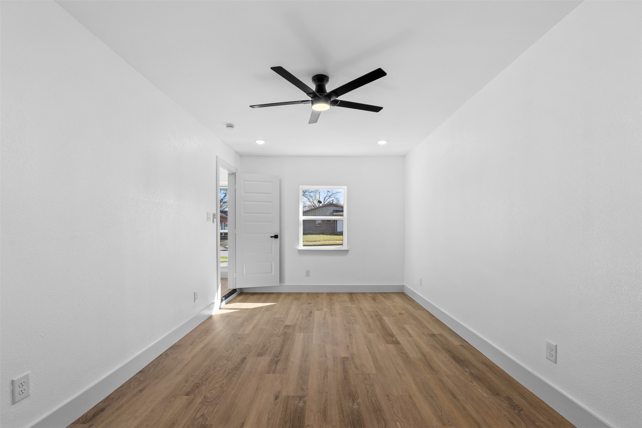 1105 Richard Drive Garland TX 75040