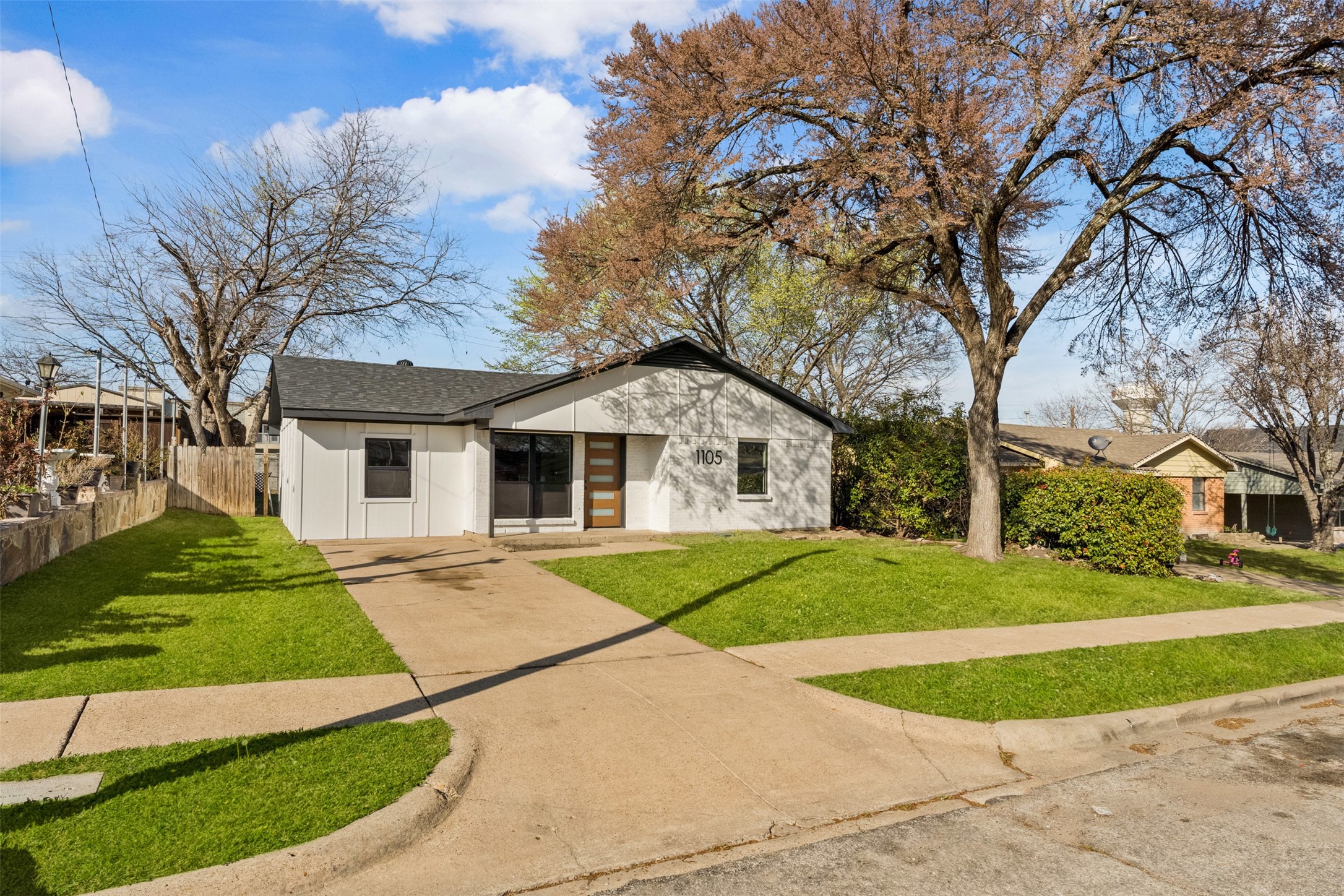 1105 Richard Drive Garland TX 75040