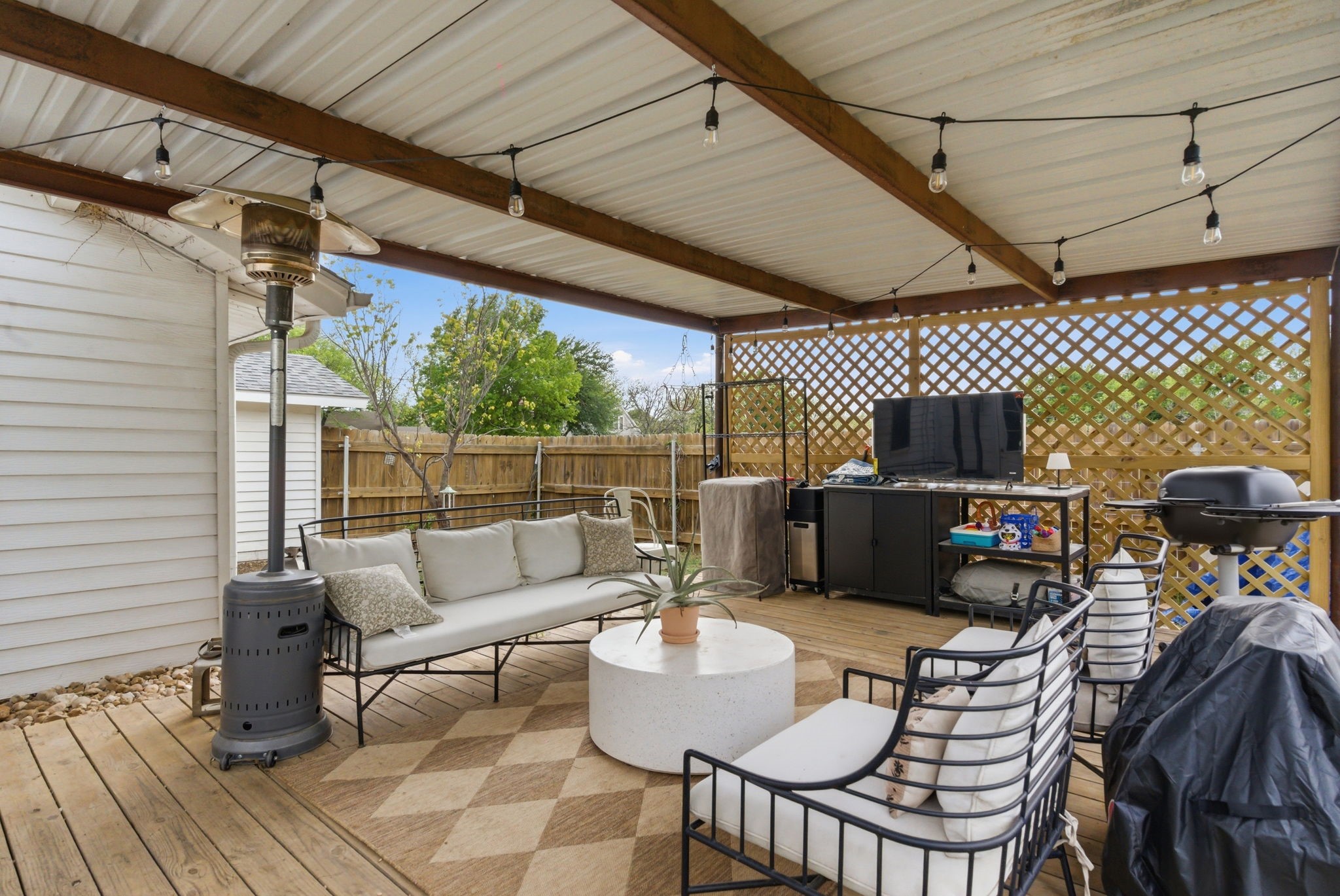 909 3rd Street Graham TX 76450