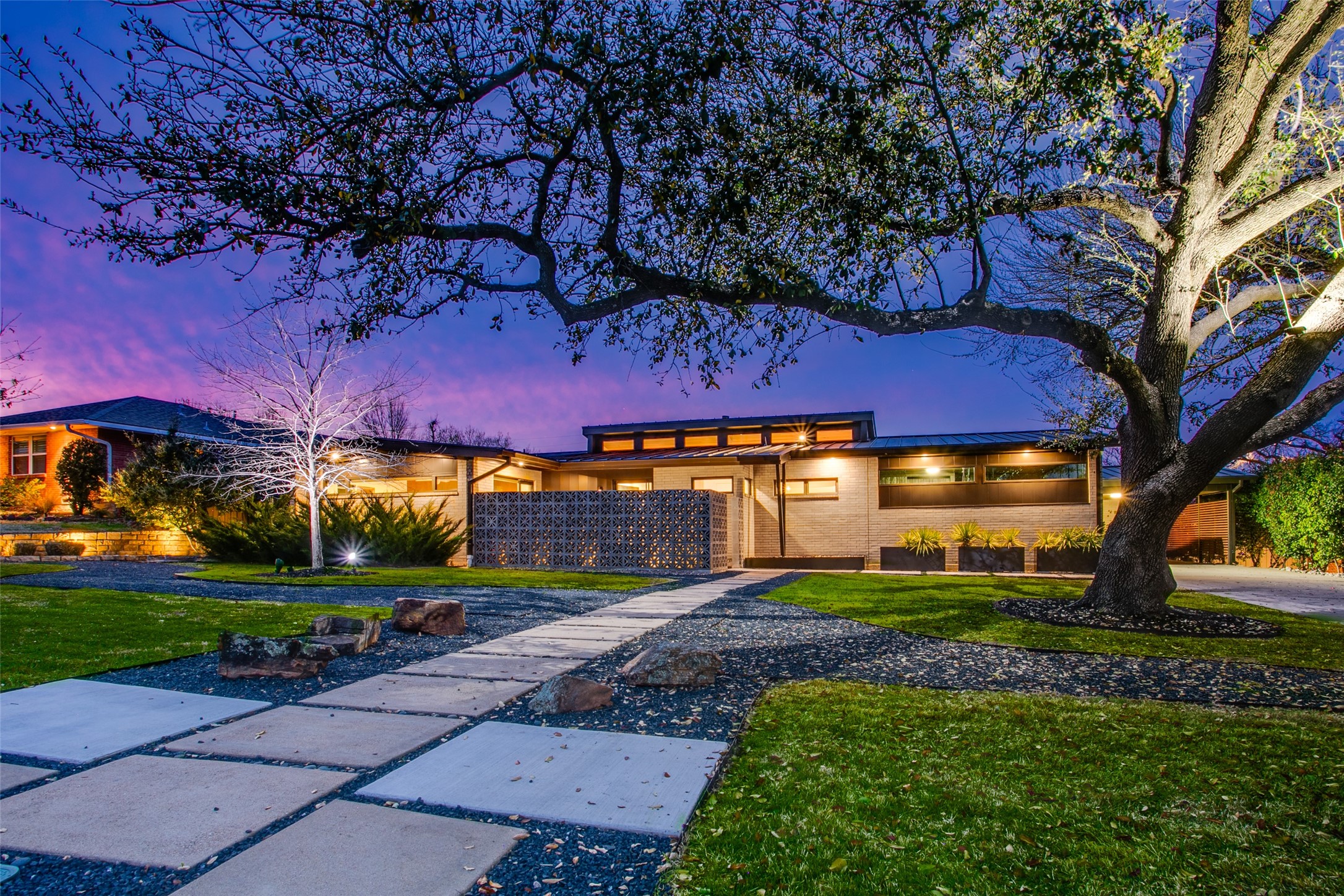 7825 Yamini Drive Dallas TX 75230
