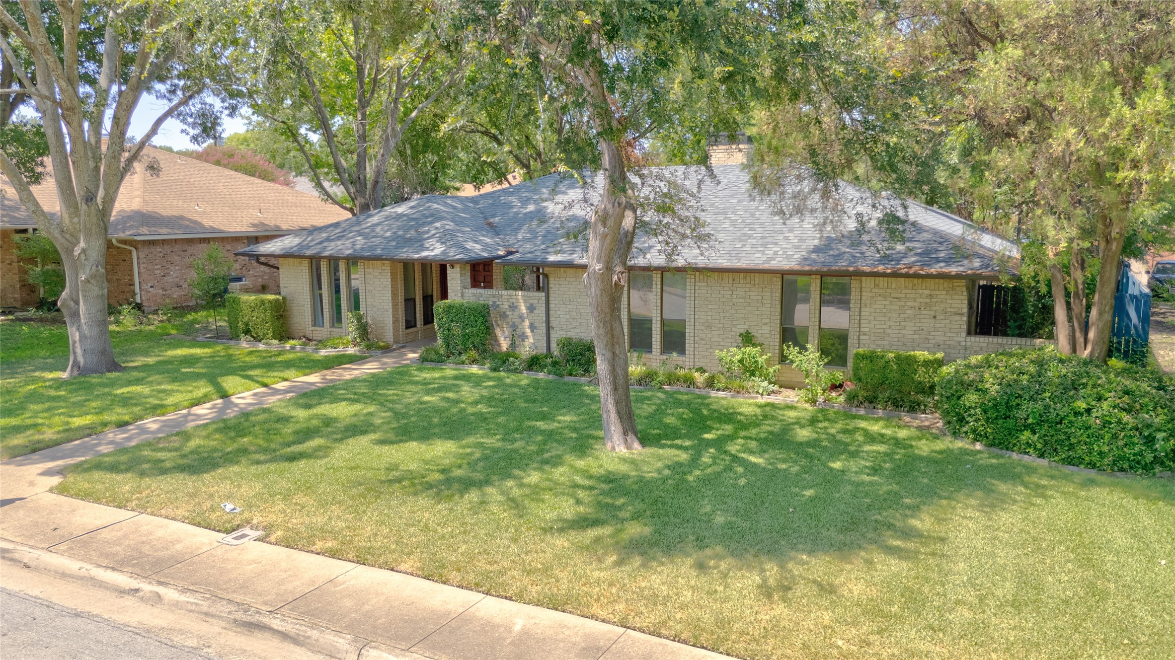 339 Hummingbird Lane Duncanville TX 75137