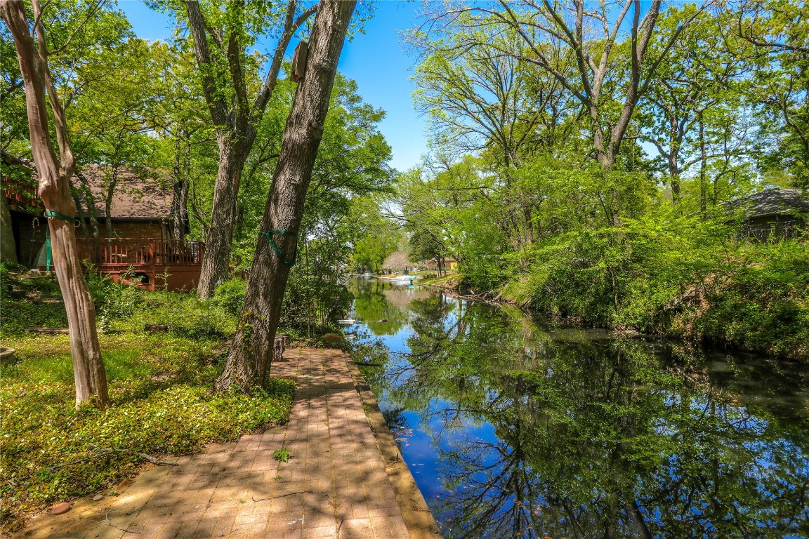 2701 Westwood Drive Arlington TX 76012