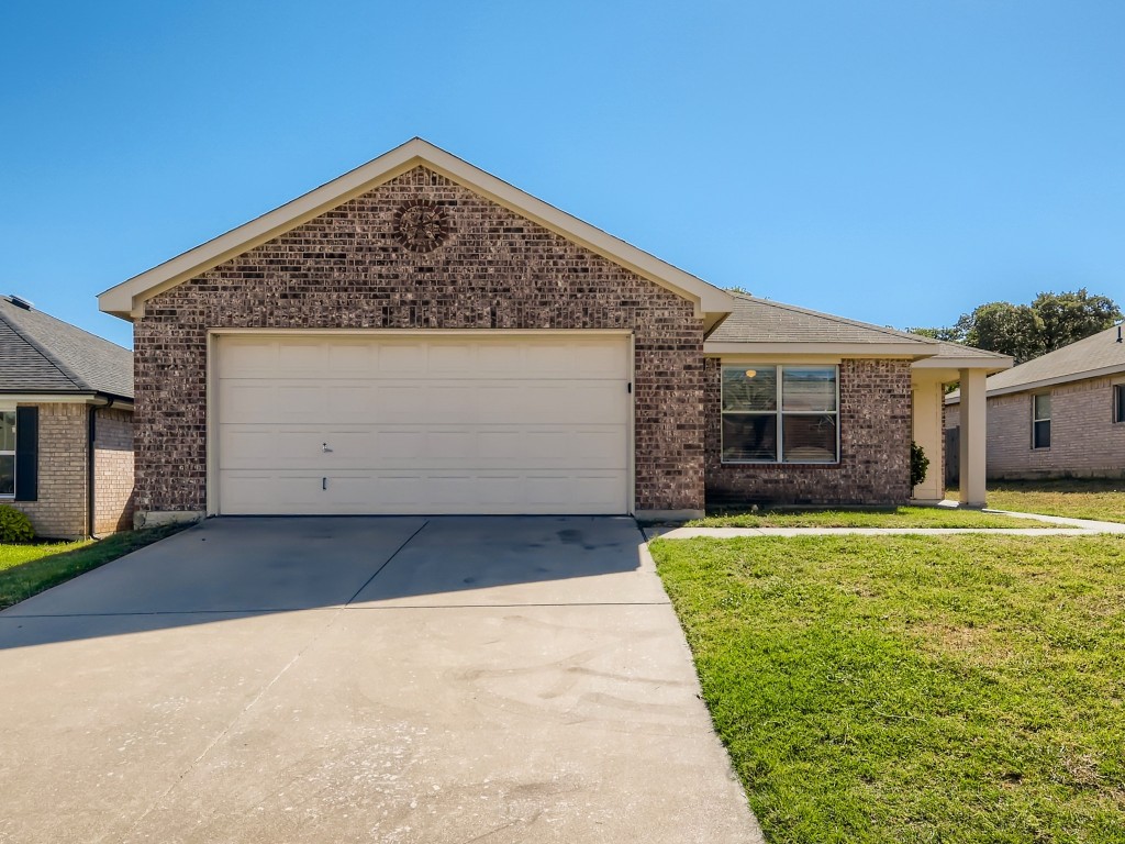 7566 Hedgeoak Court Fort Worth TX 76112