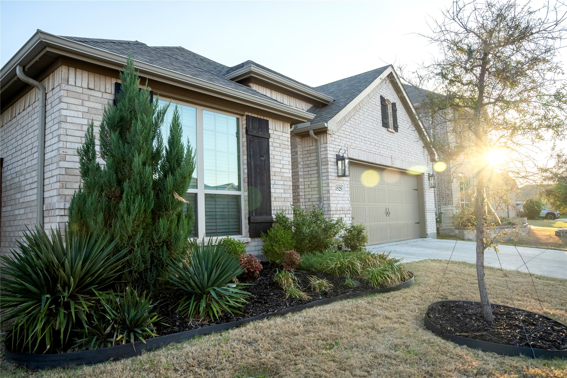 1525 Jocelyn Drive Fort Worth TX 76052