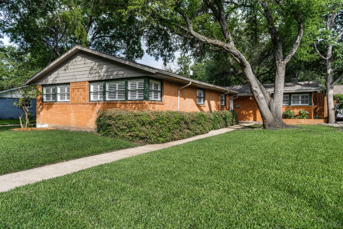 3519 Timberview Road Dallas TX 75229