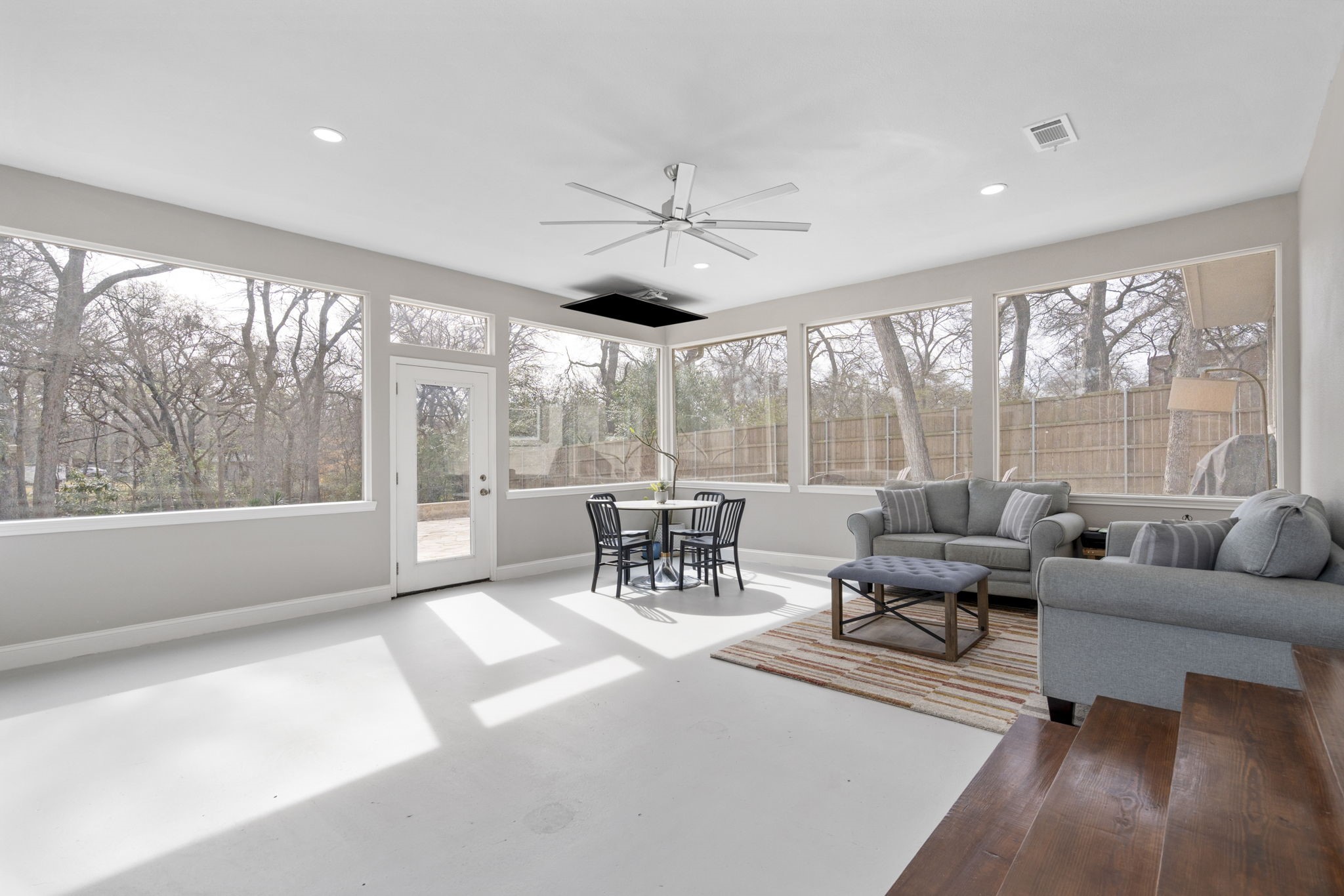 9576 Ash Creek Drive Dallas TX 75228